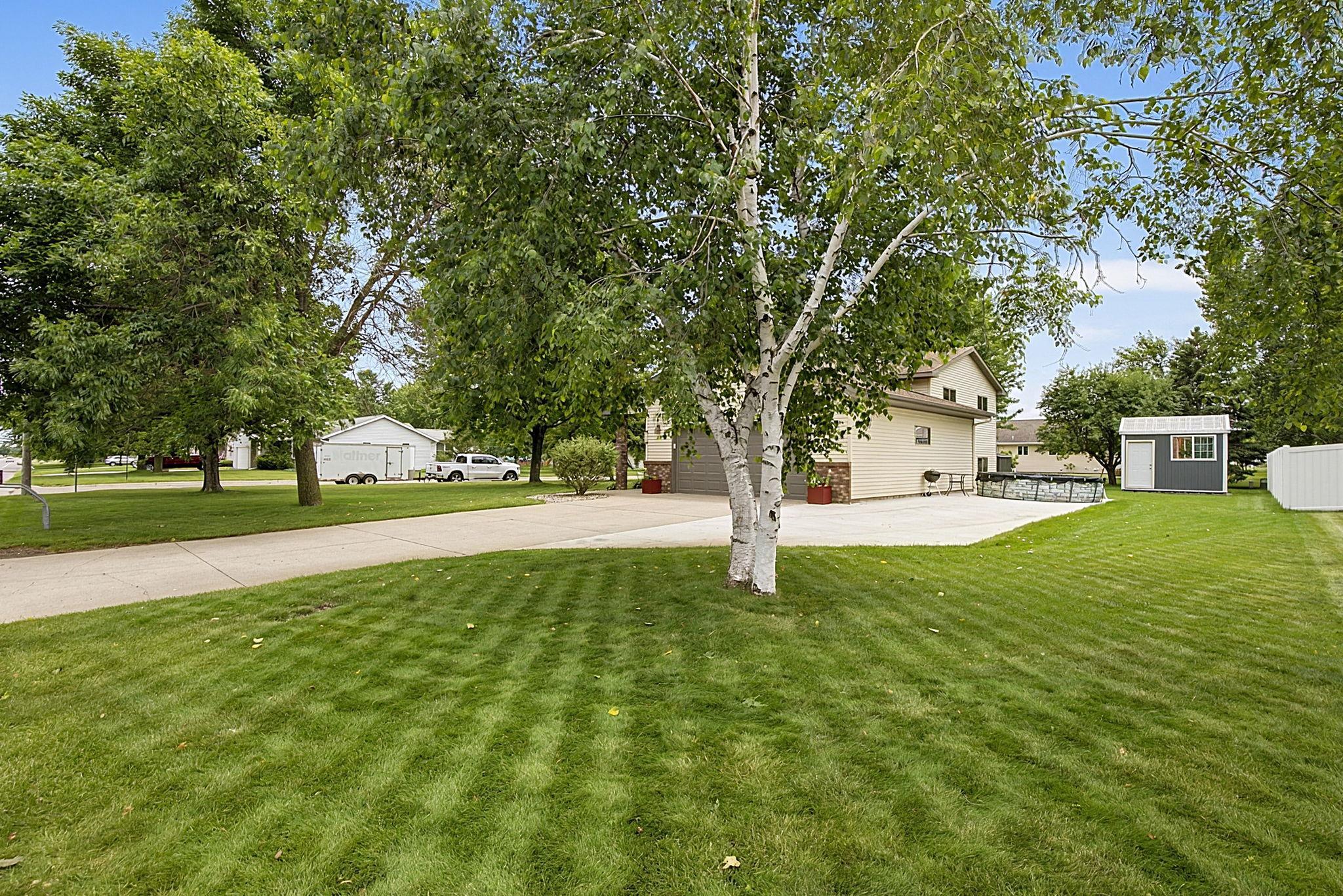 main property photo 27