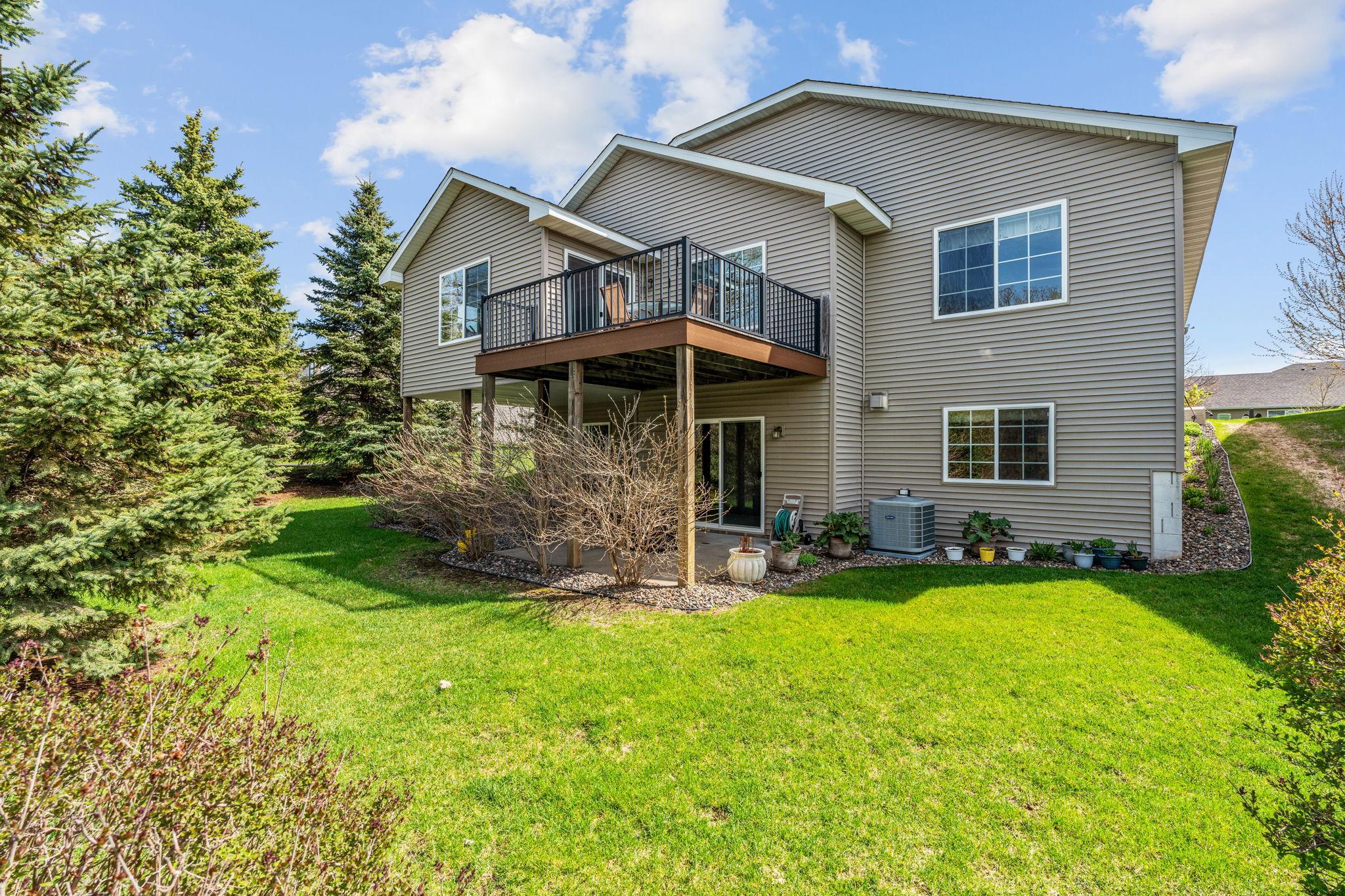 main property photo 11