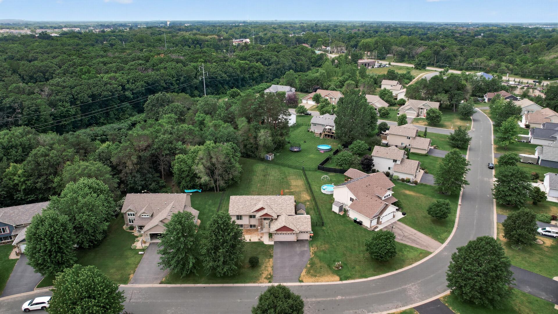 main property photo 41