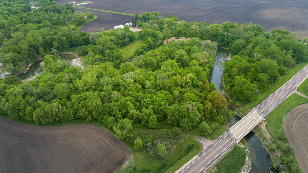 main property photo 9