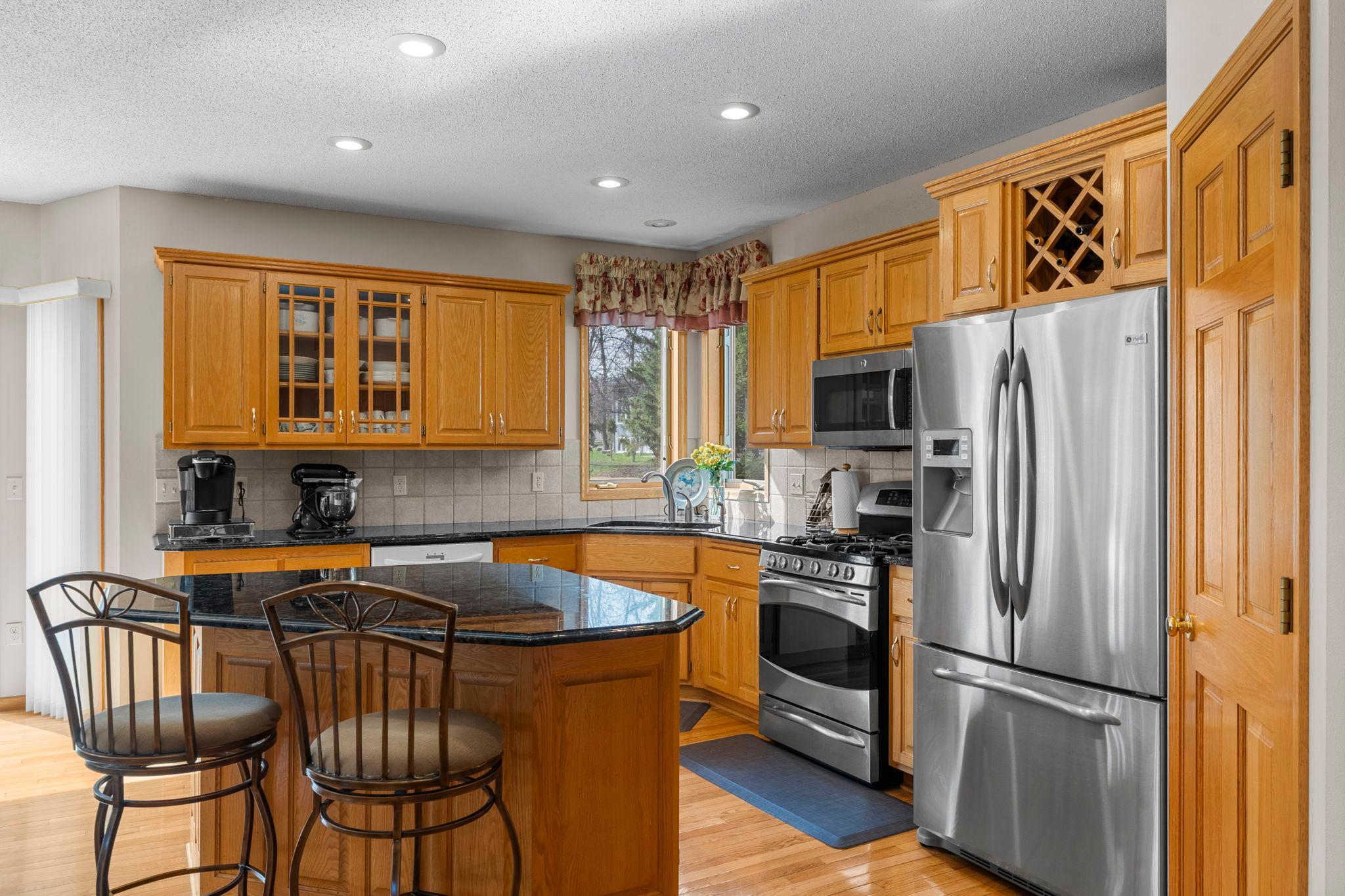 main property photo 16