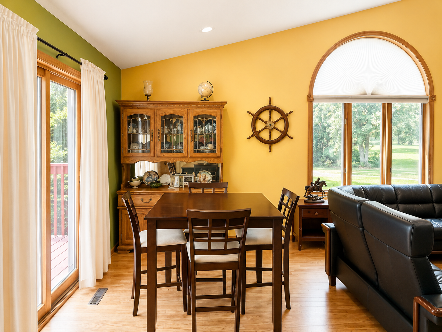 main property photo 4