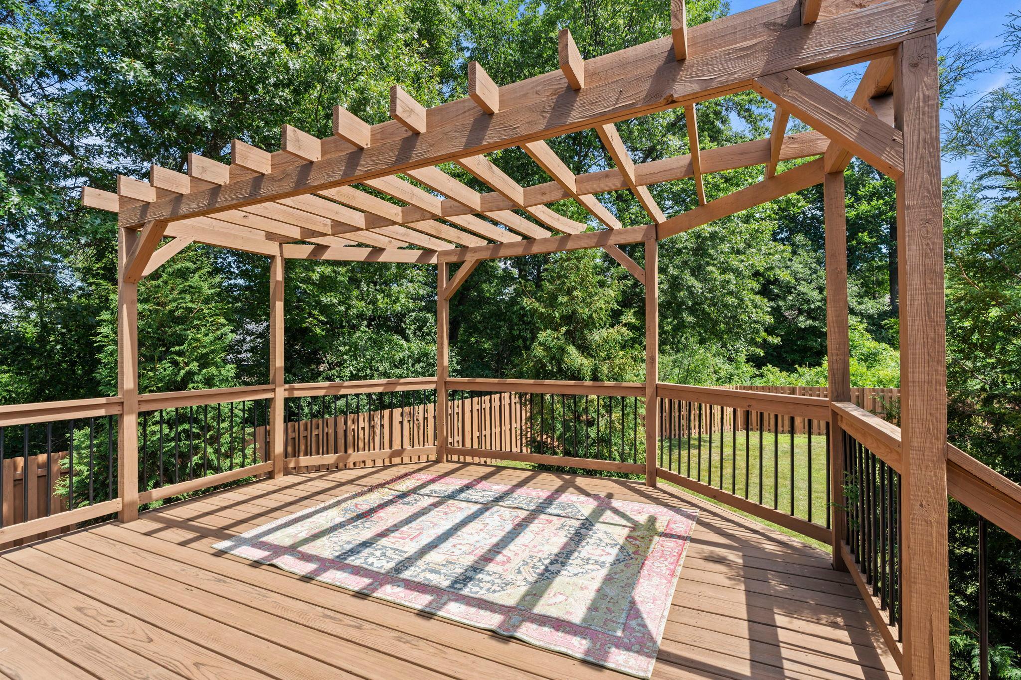 main property photo 19