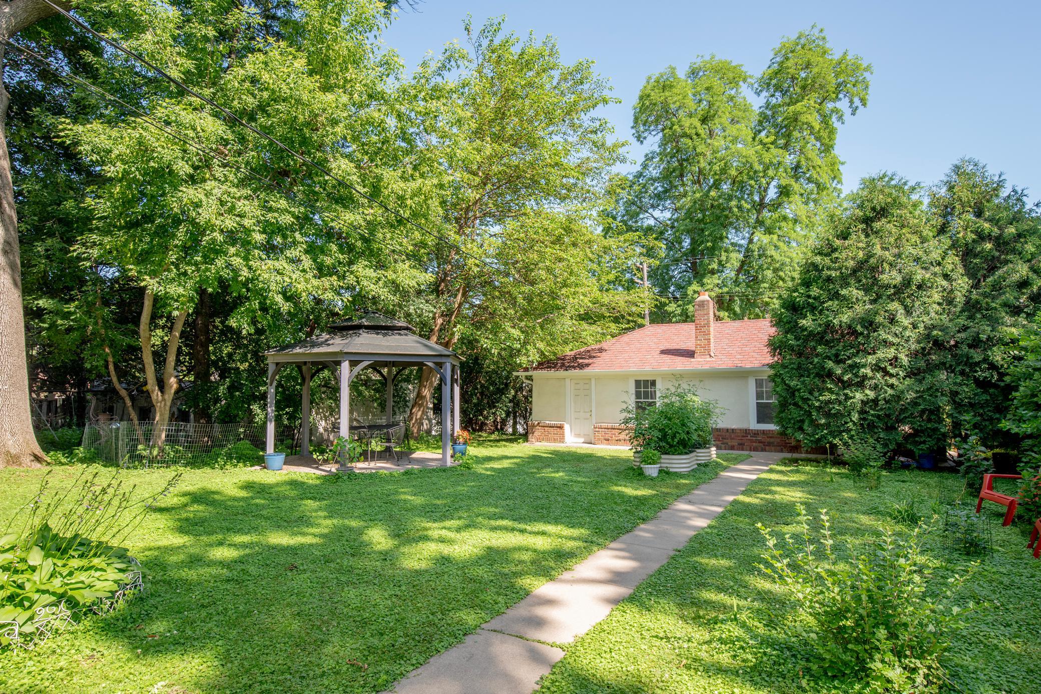 main property photo 57