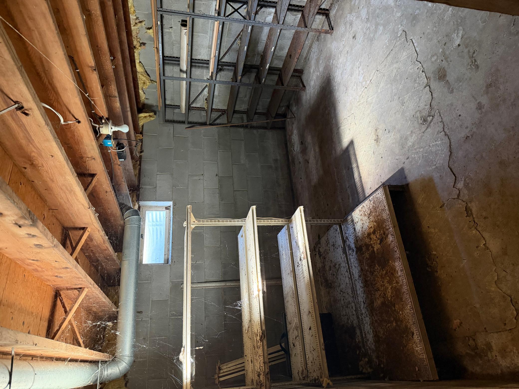 main property photo 49