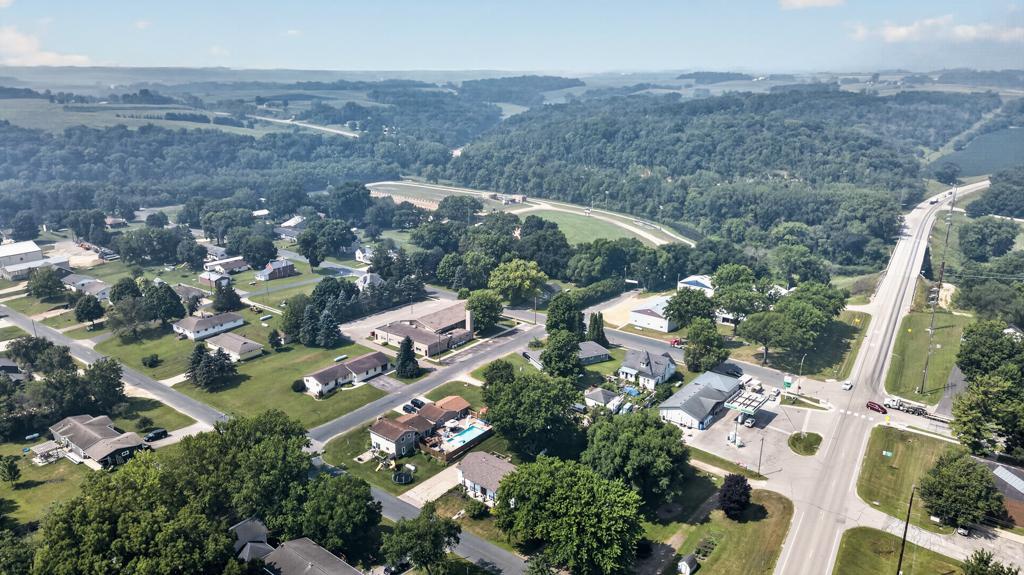 main property photo 50
