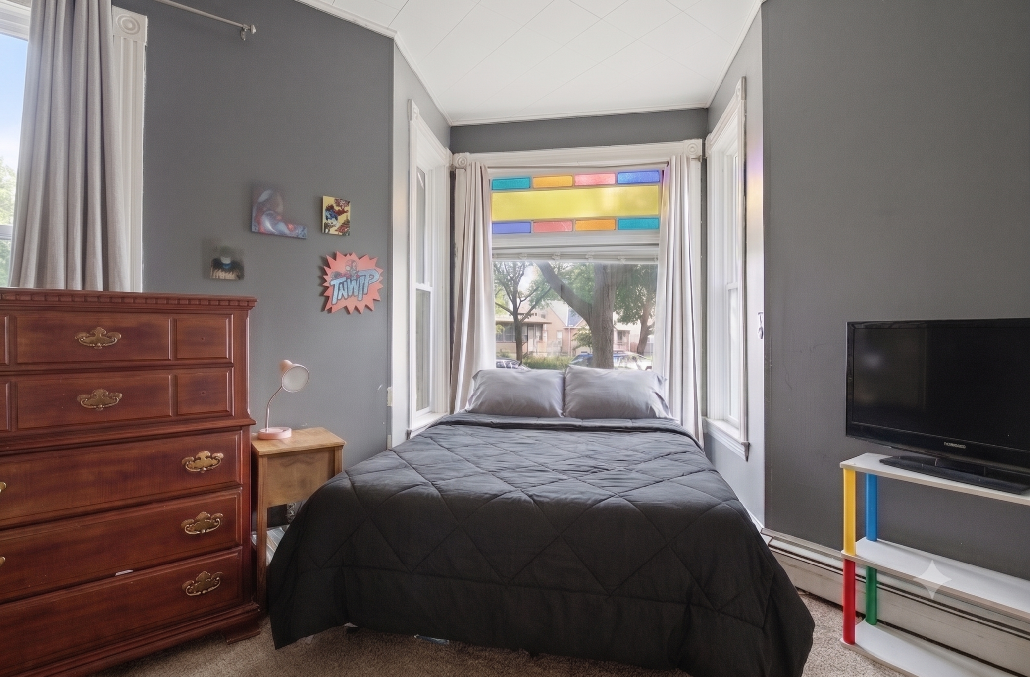 main property photo 9