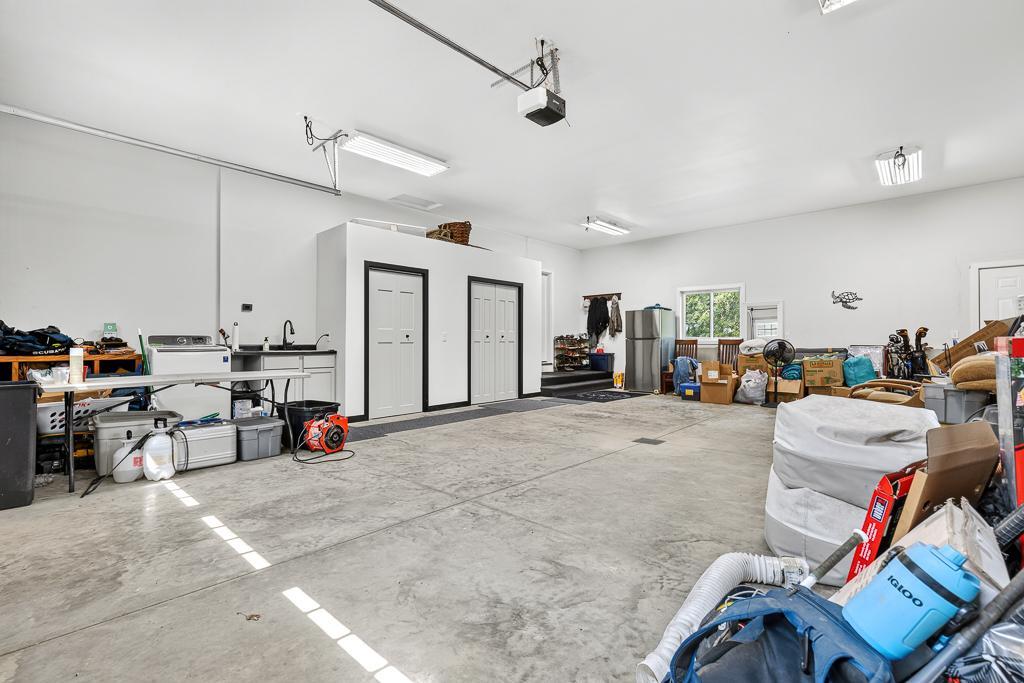 main property photo 65