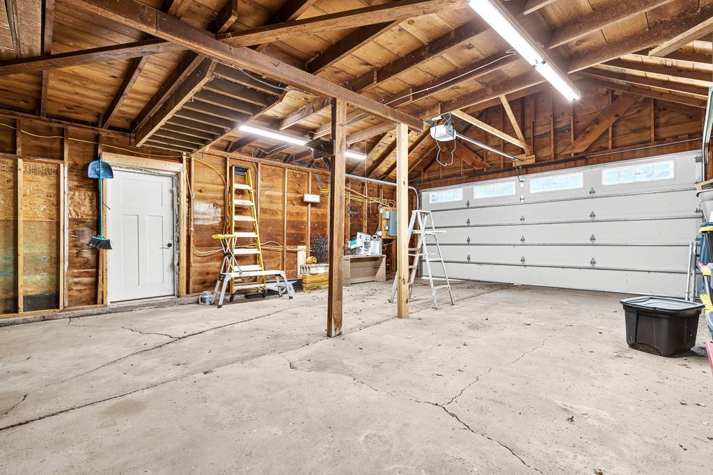 main property photo 76