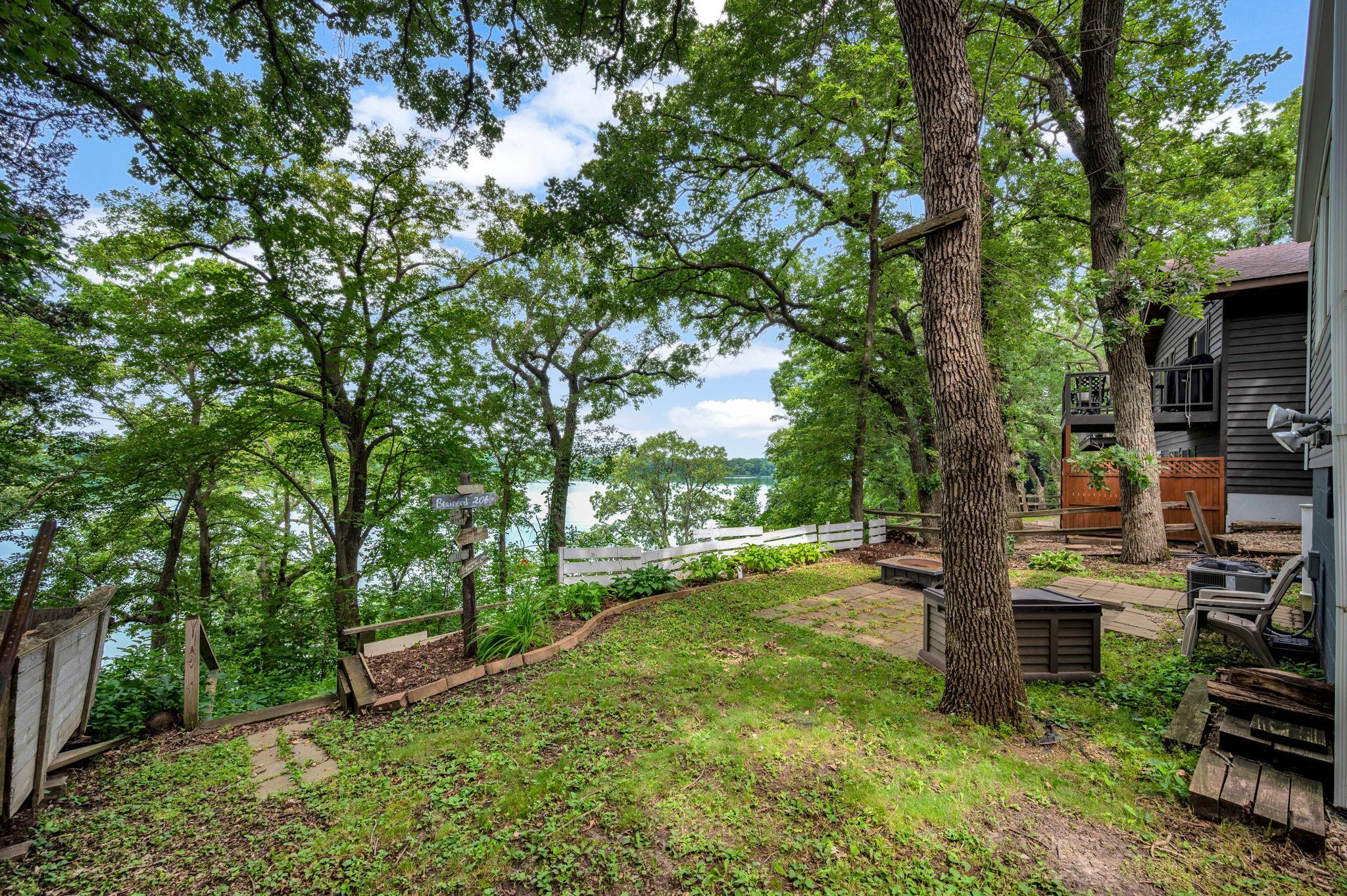 main property photo 24