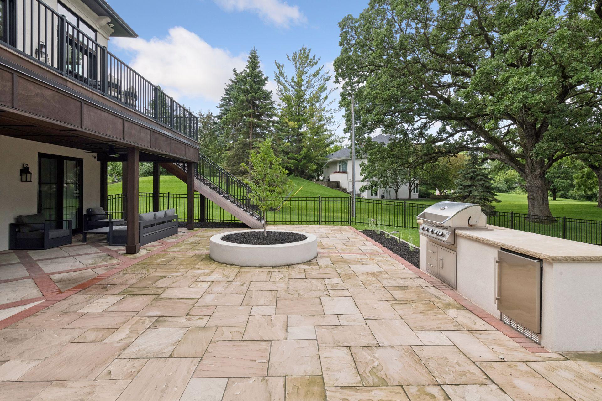 main property photo 111