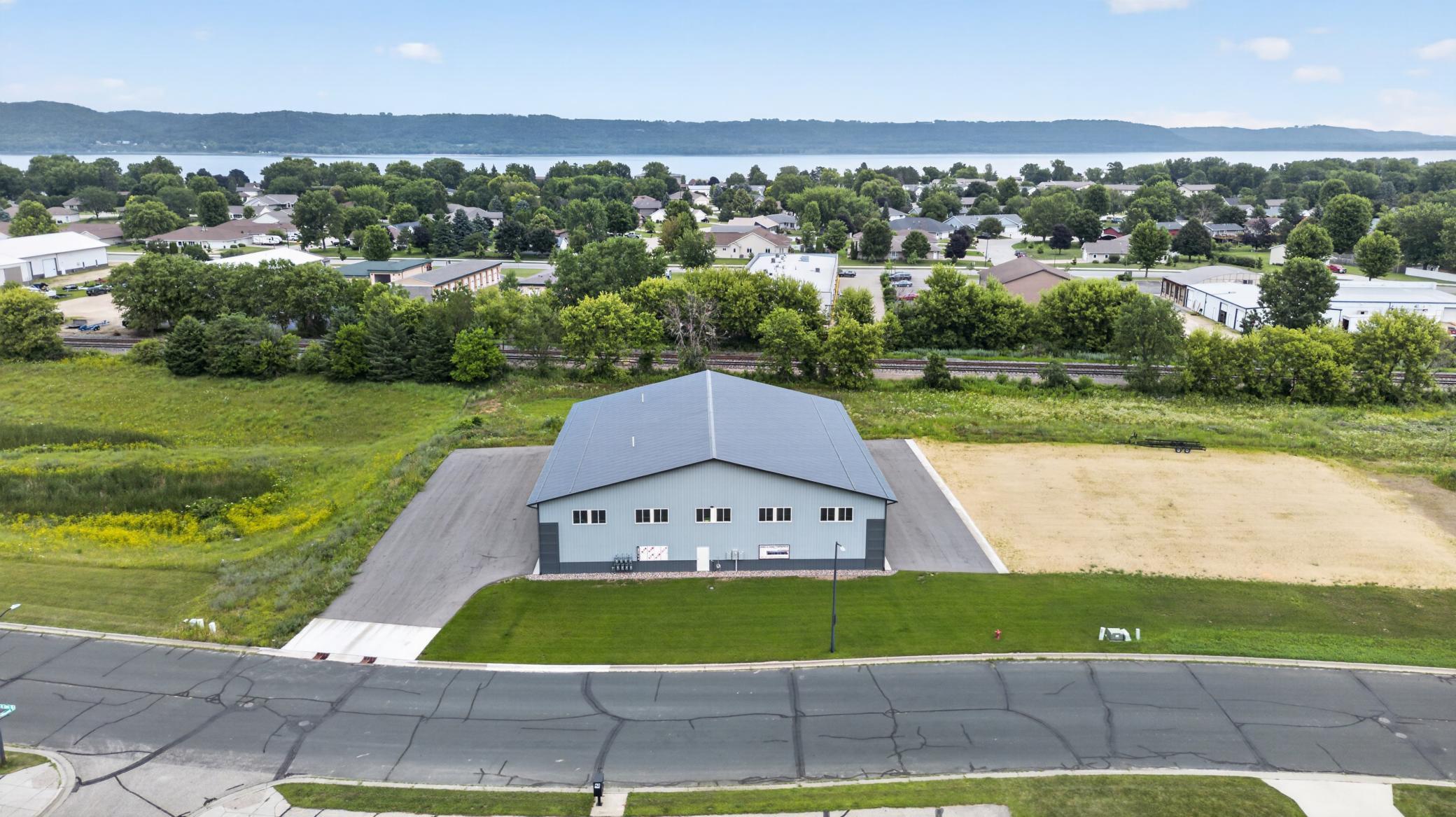 main property photo 39
