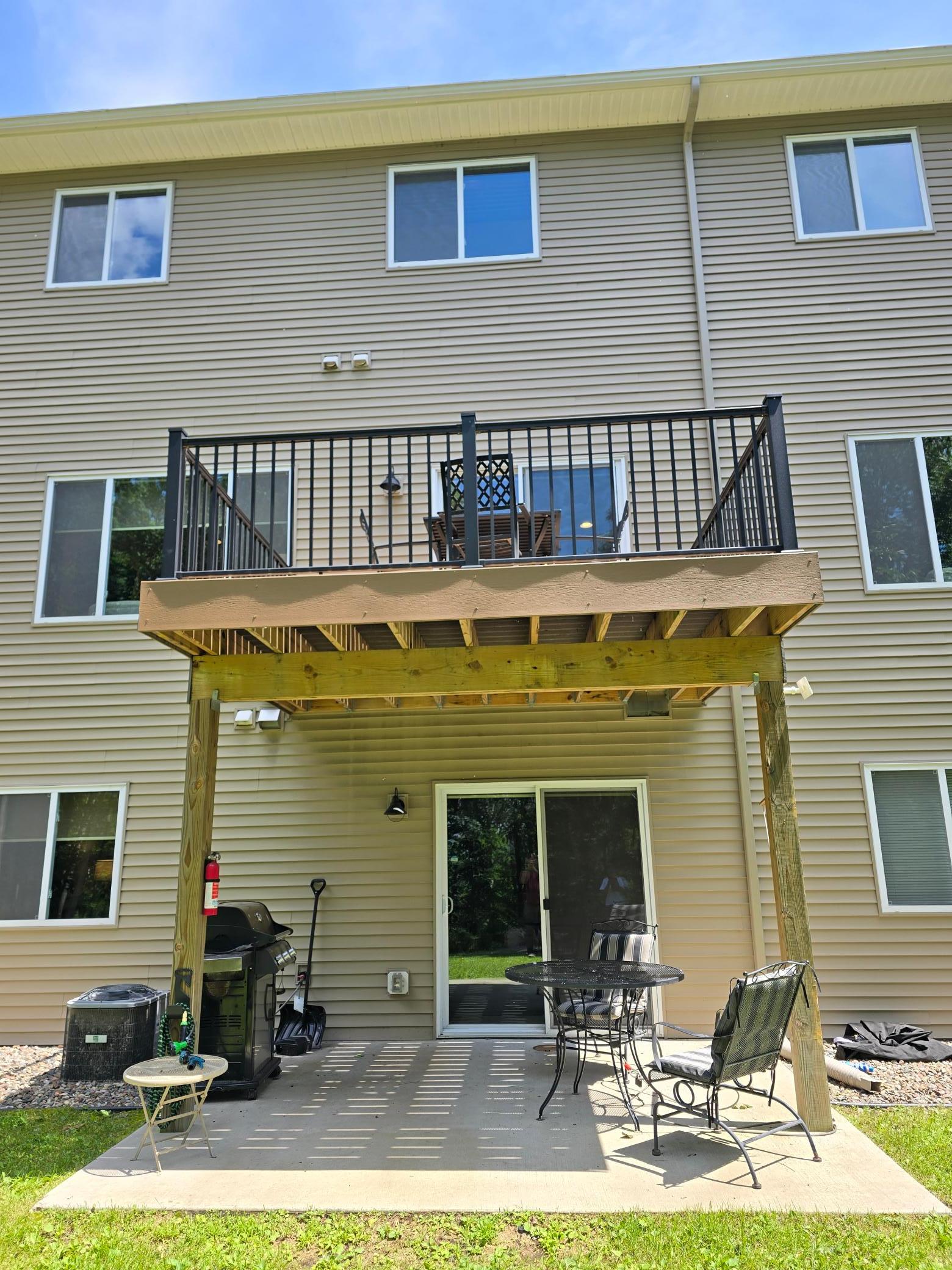 main property photo 20