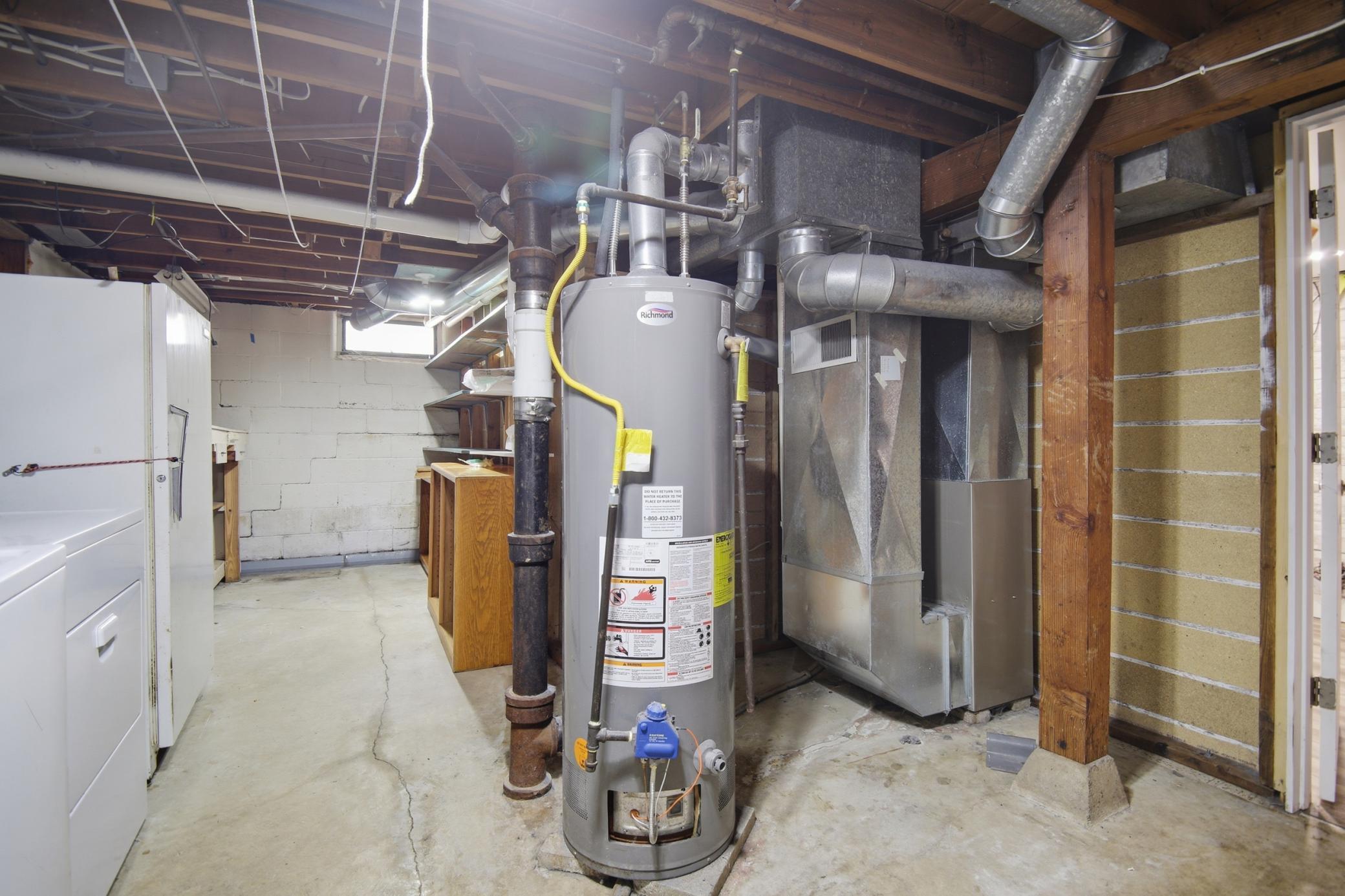 main property photo 34