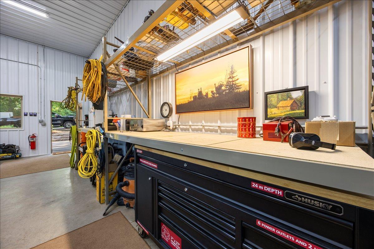 main property photo 67