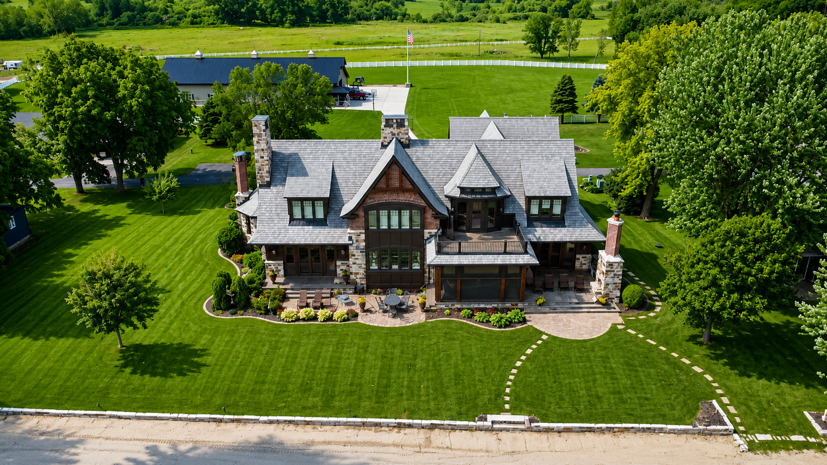 main property photo 4