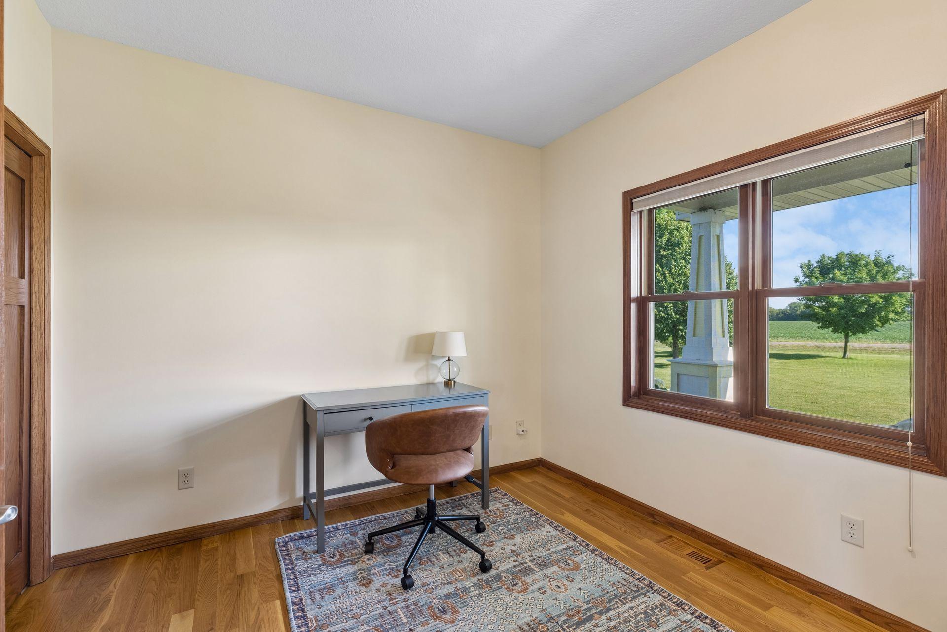 main property photo 30