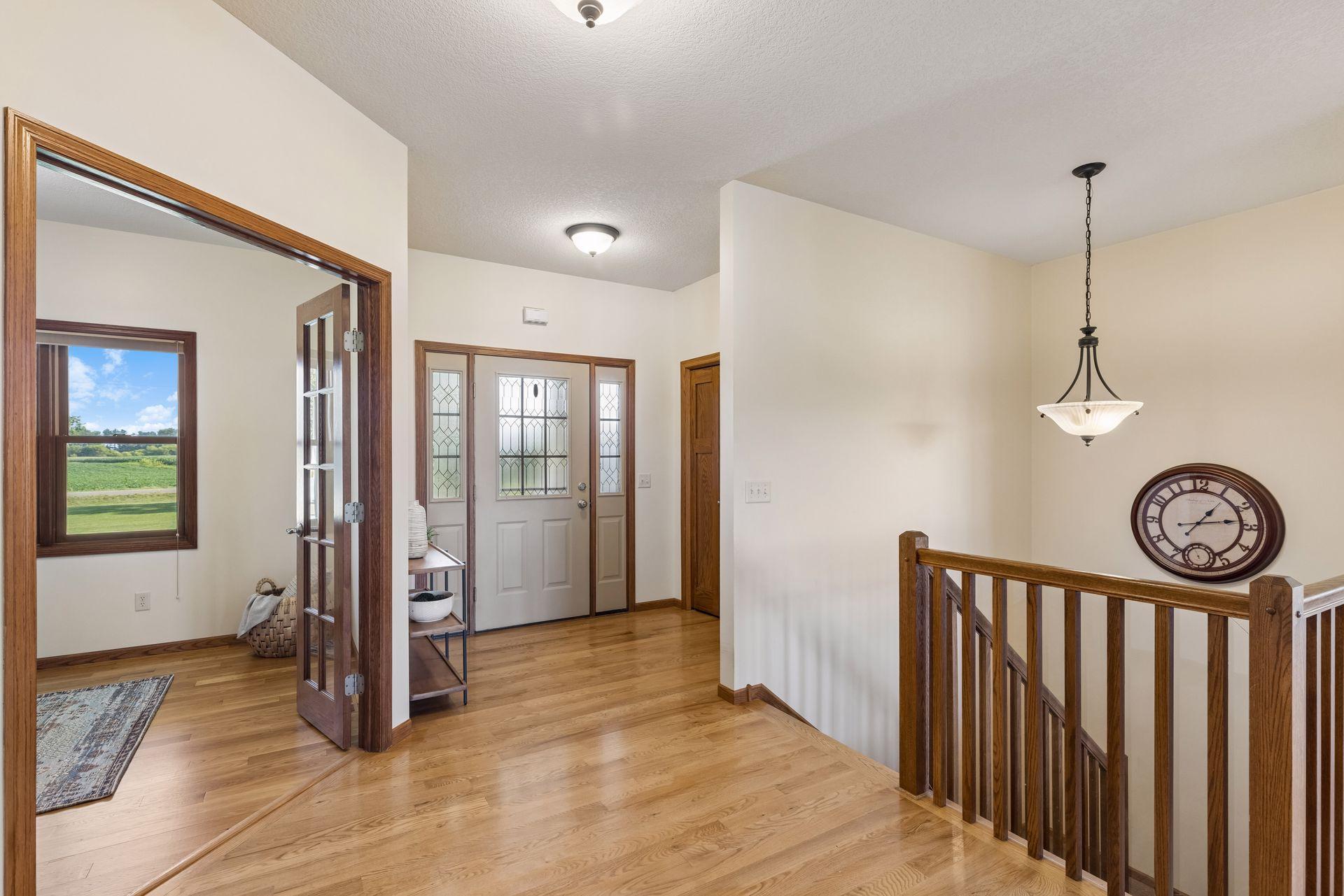 main property photo 5