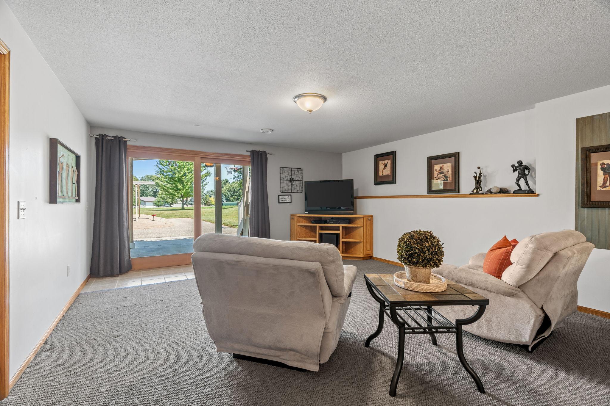 main property photo 58