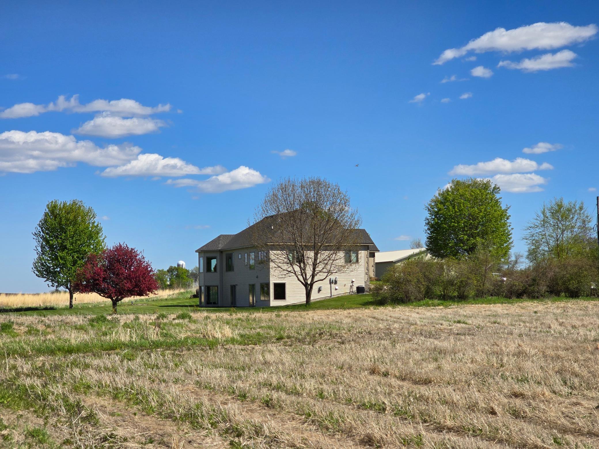 main property photo 50