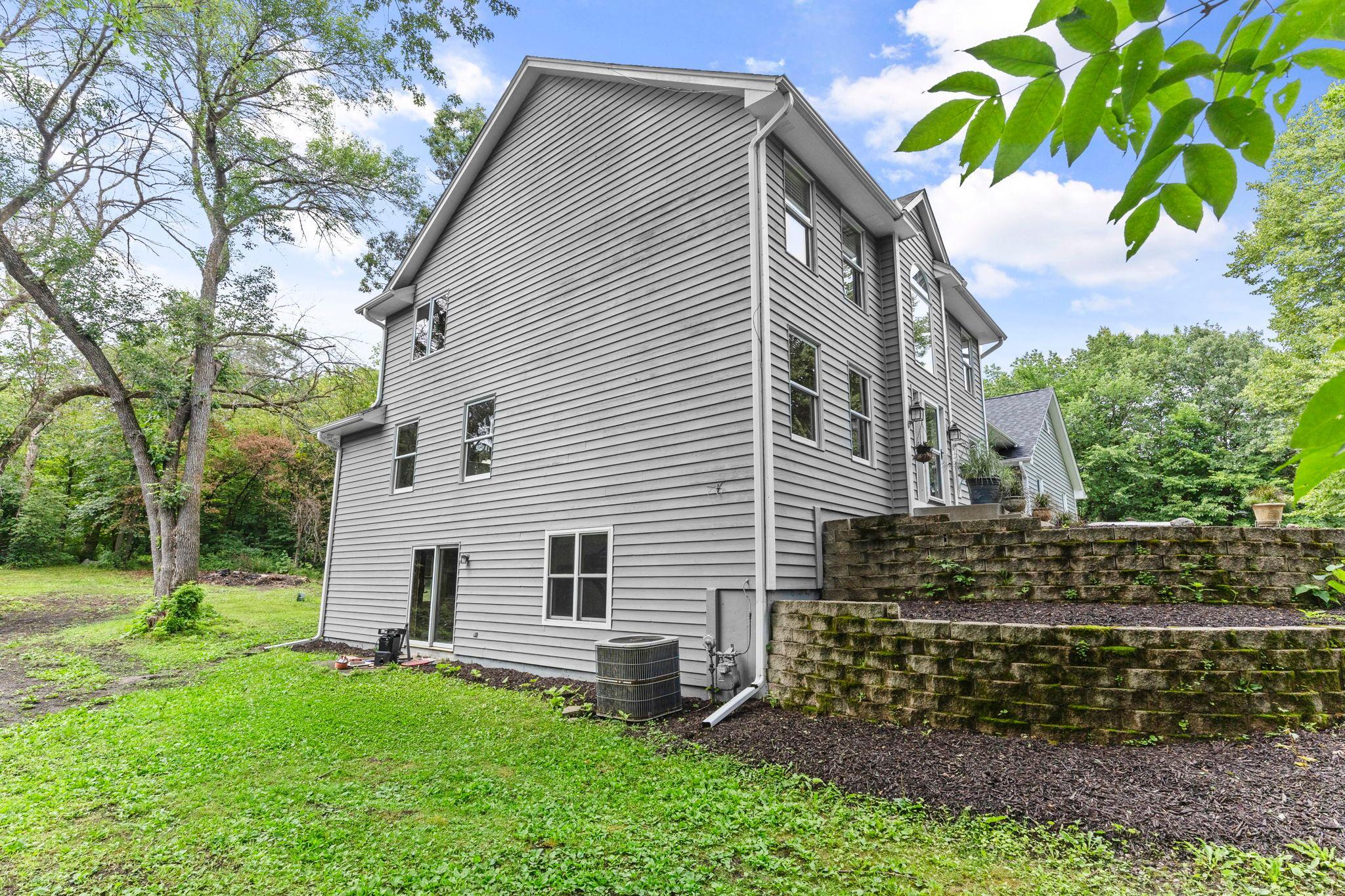 main property photo 75