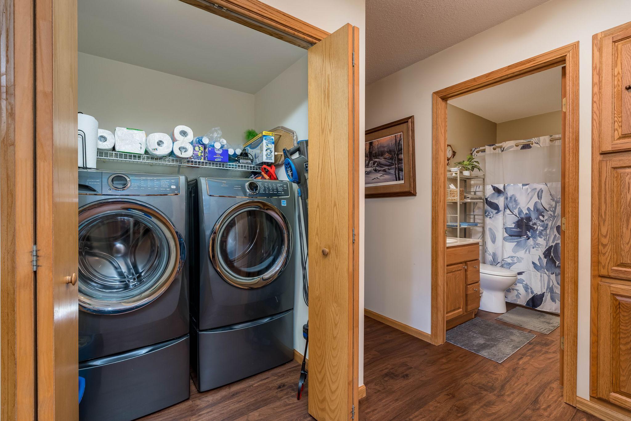 main property photo 23
