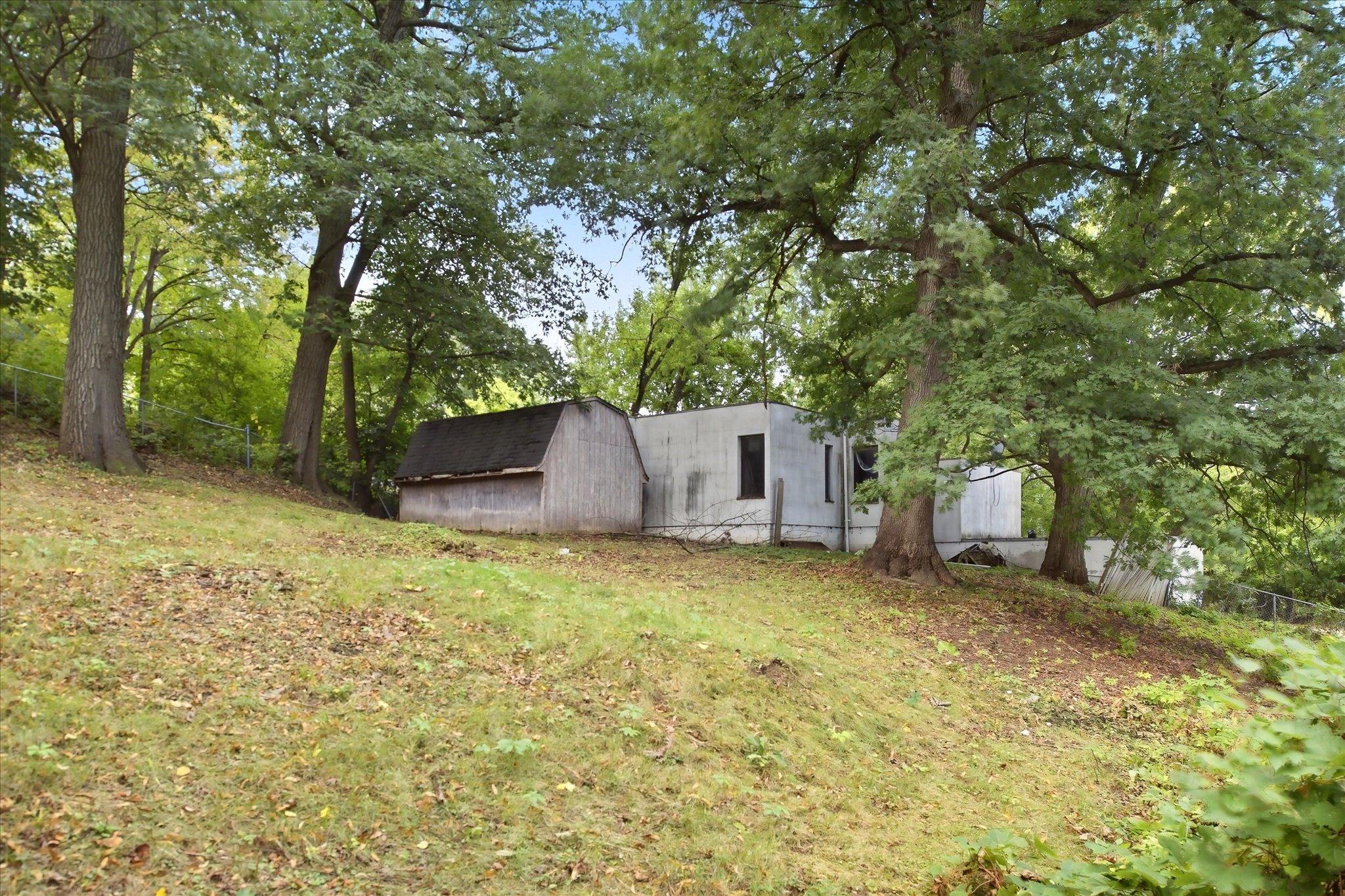 main property photo 29