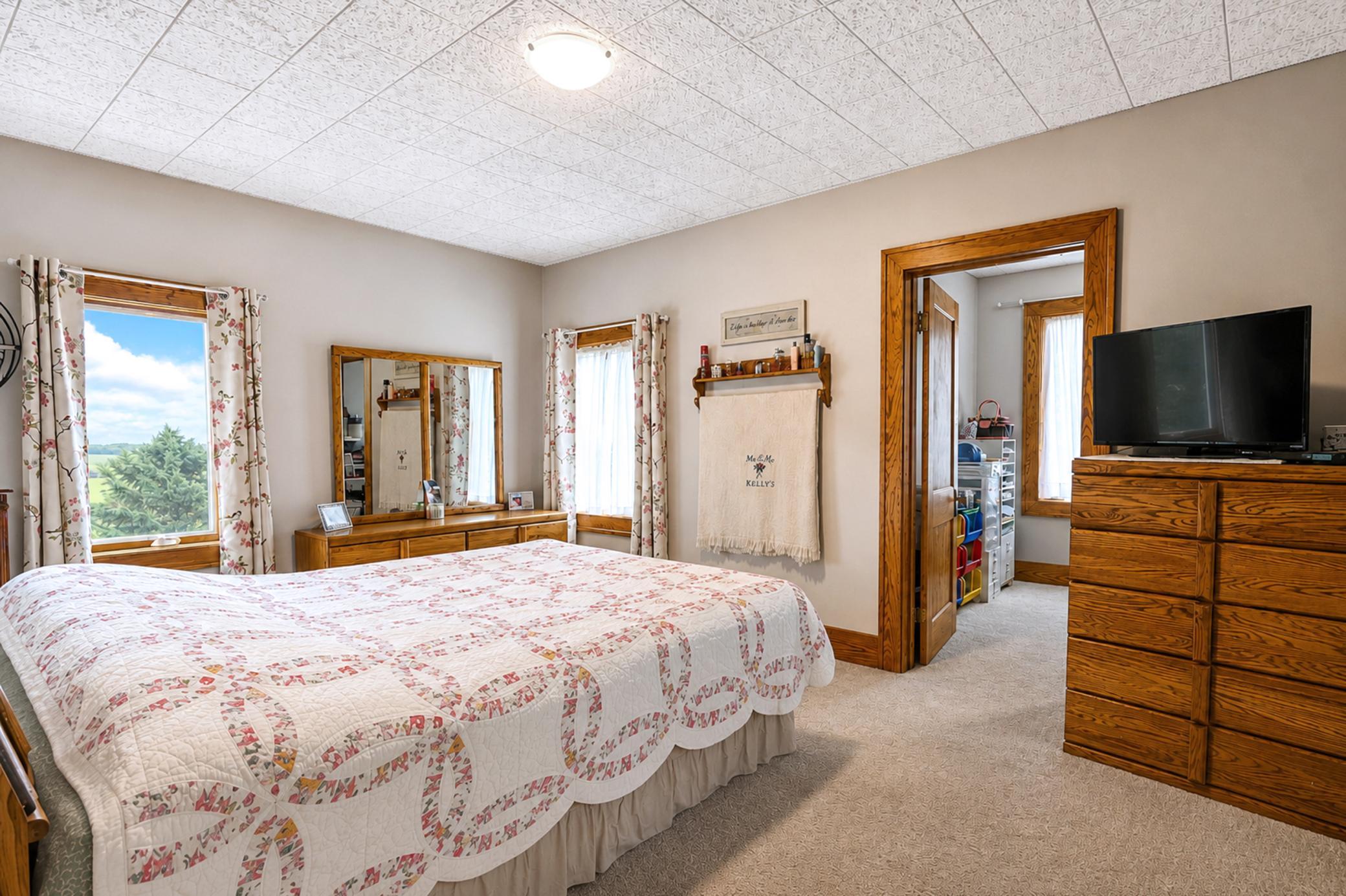 main property photo 22