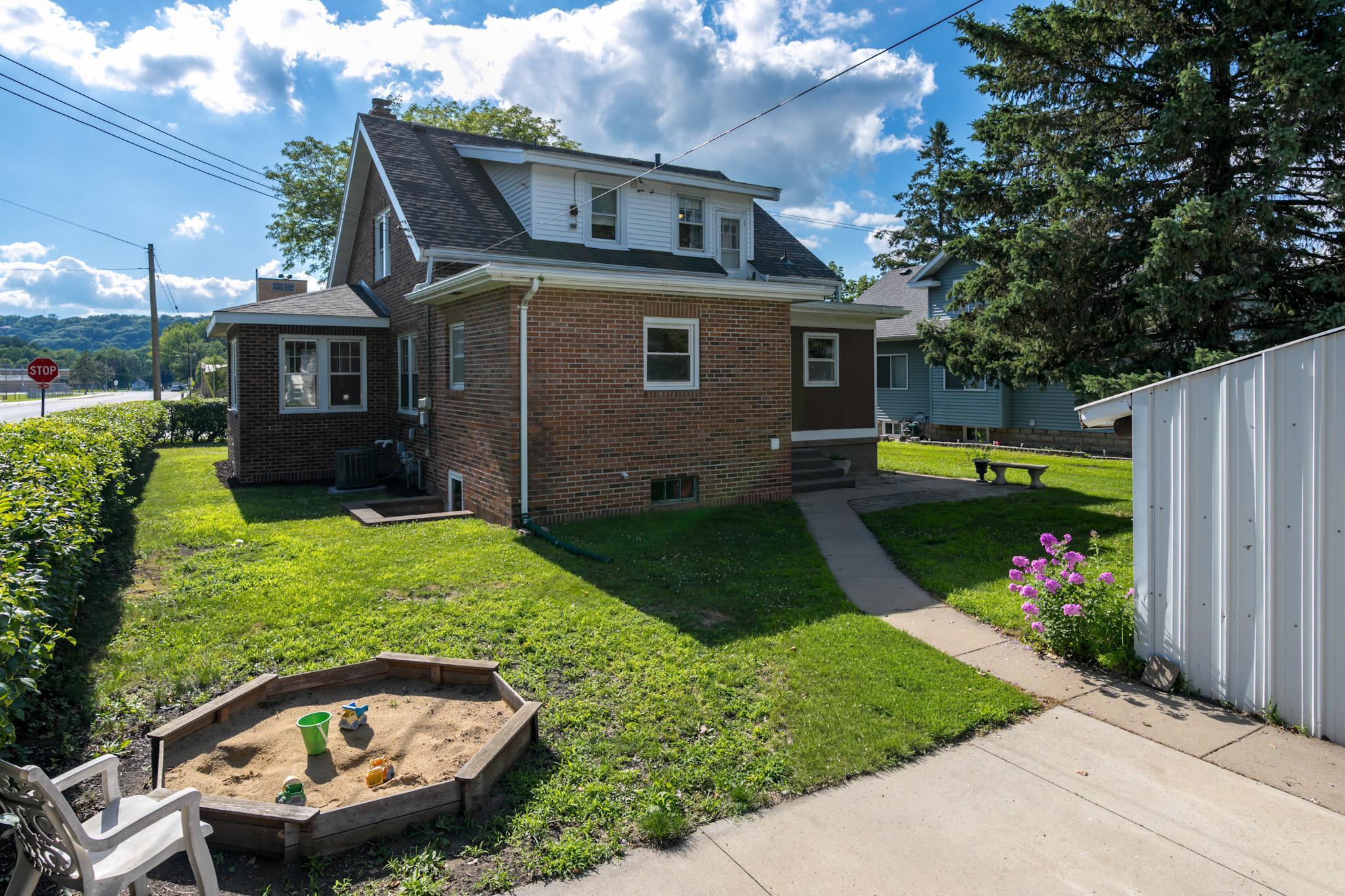 main property photo 43