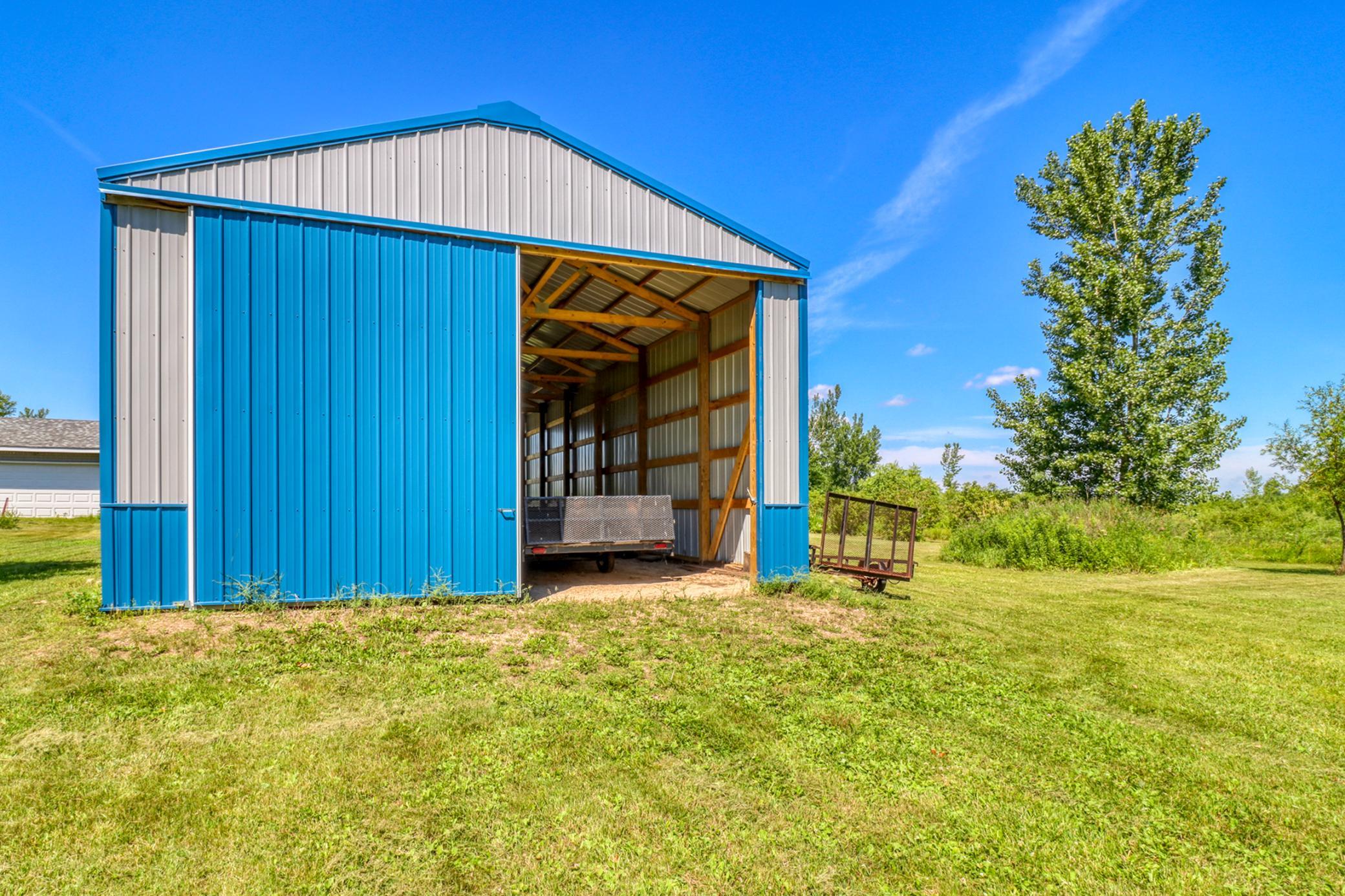 main property photo 32