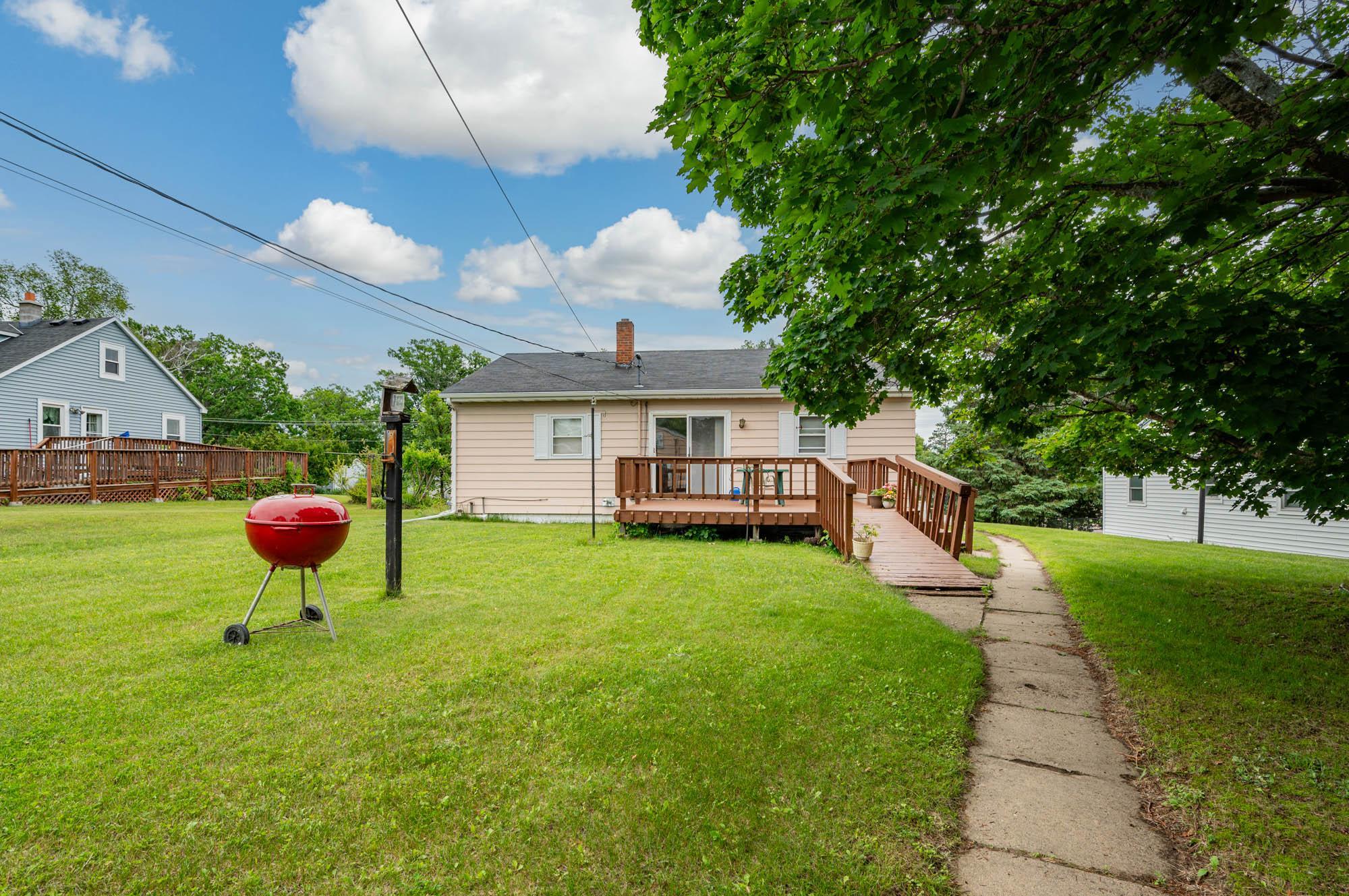 main property photo 17