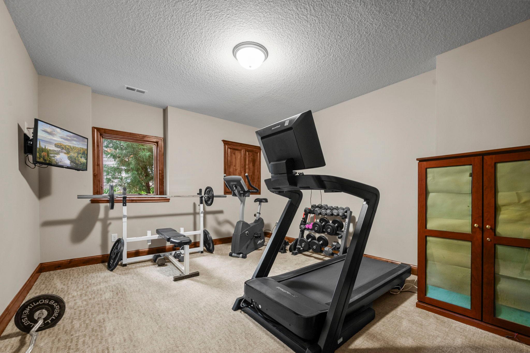 main property photo 79