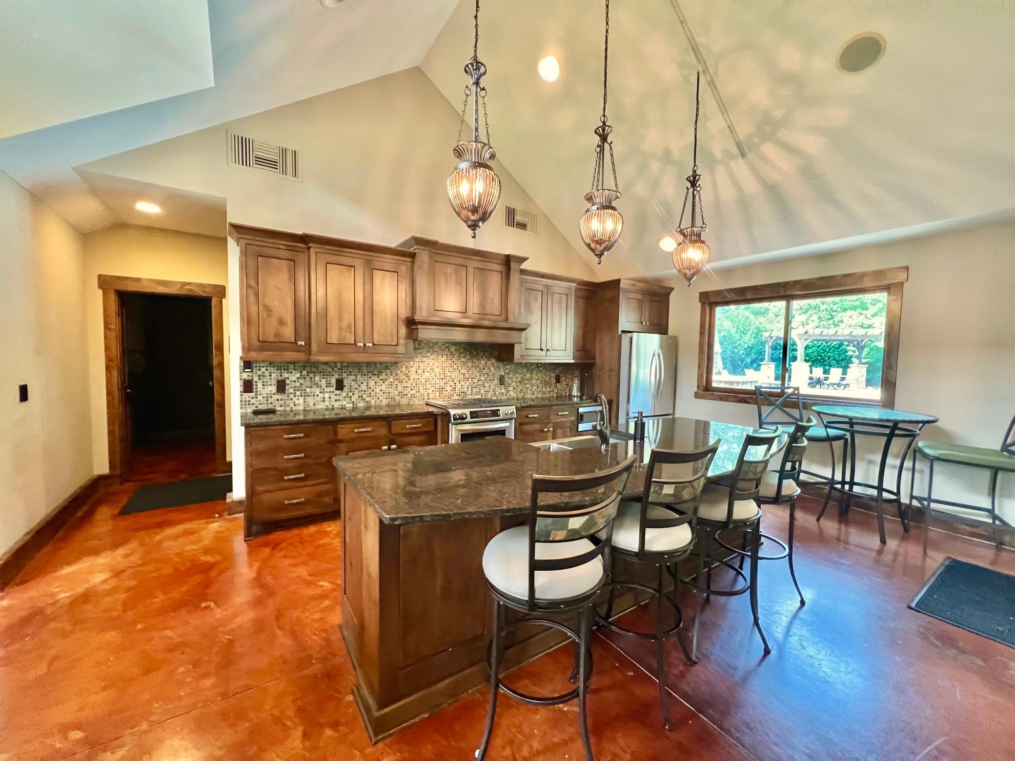 main property photo 96