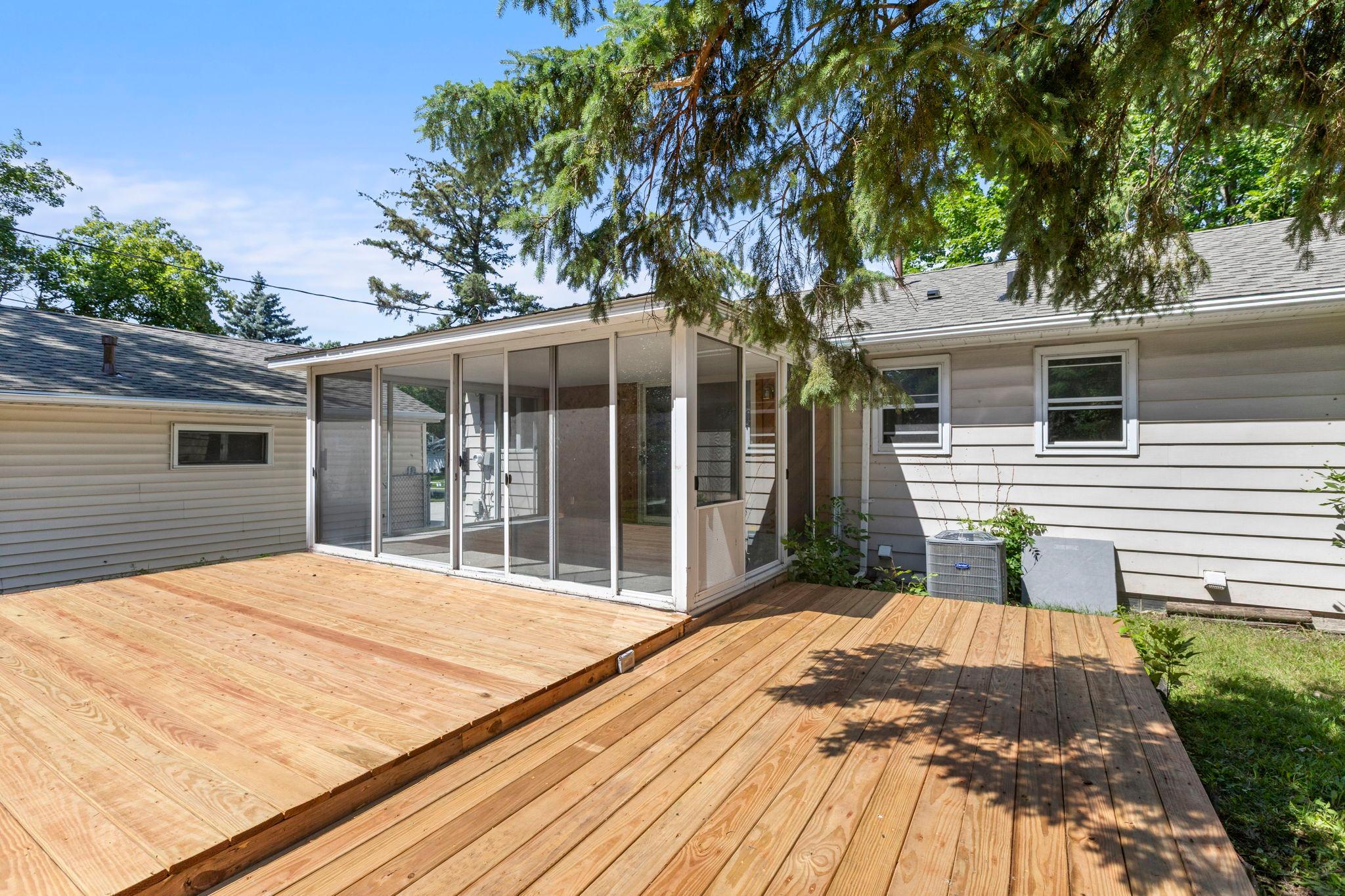 main property photo 43