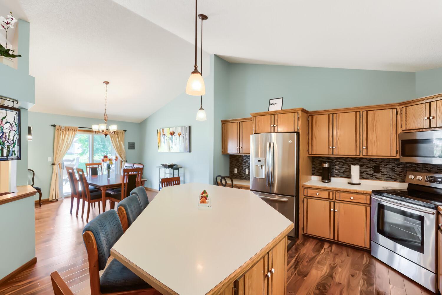 main property photo 5