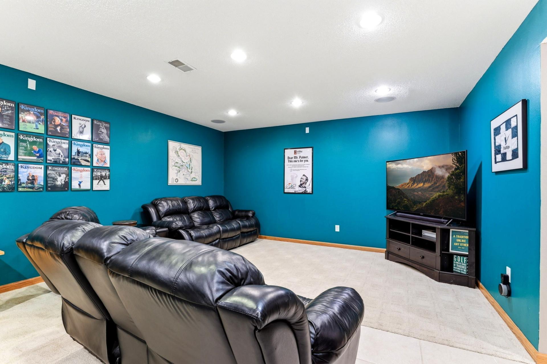 main property photo 22