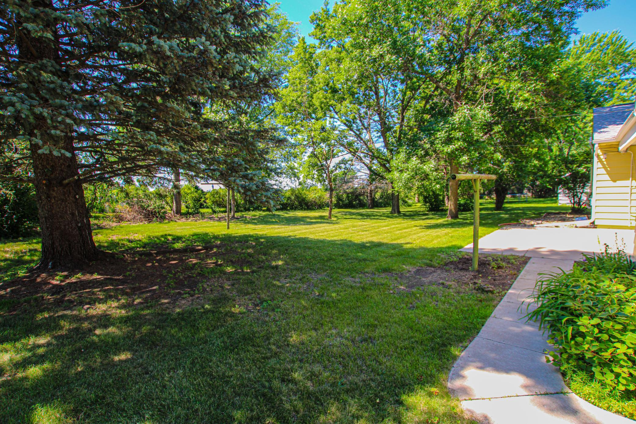 main property photo 10