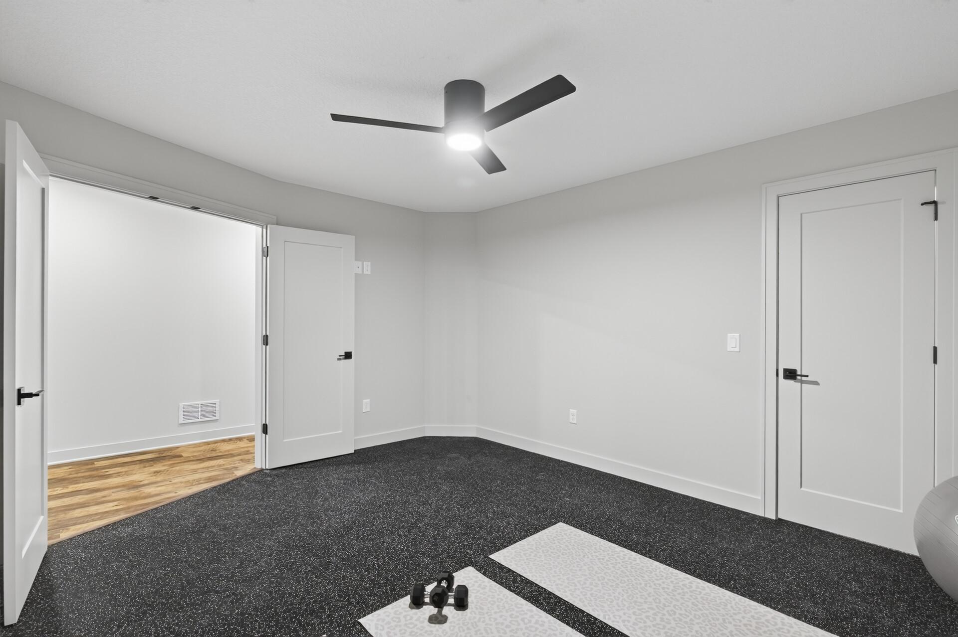 main property photo 78