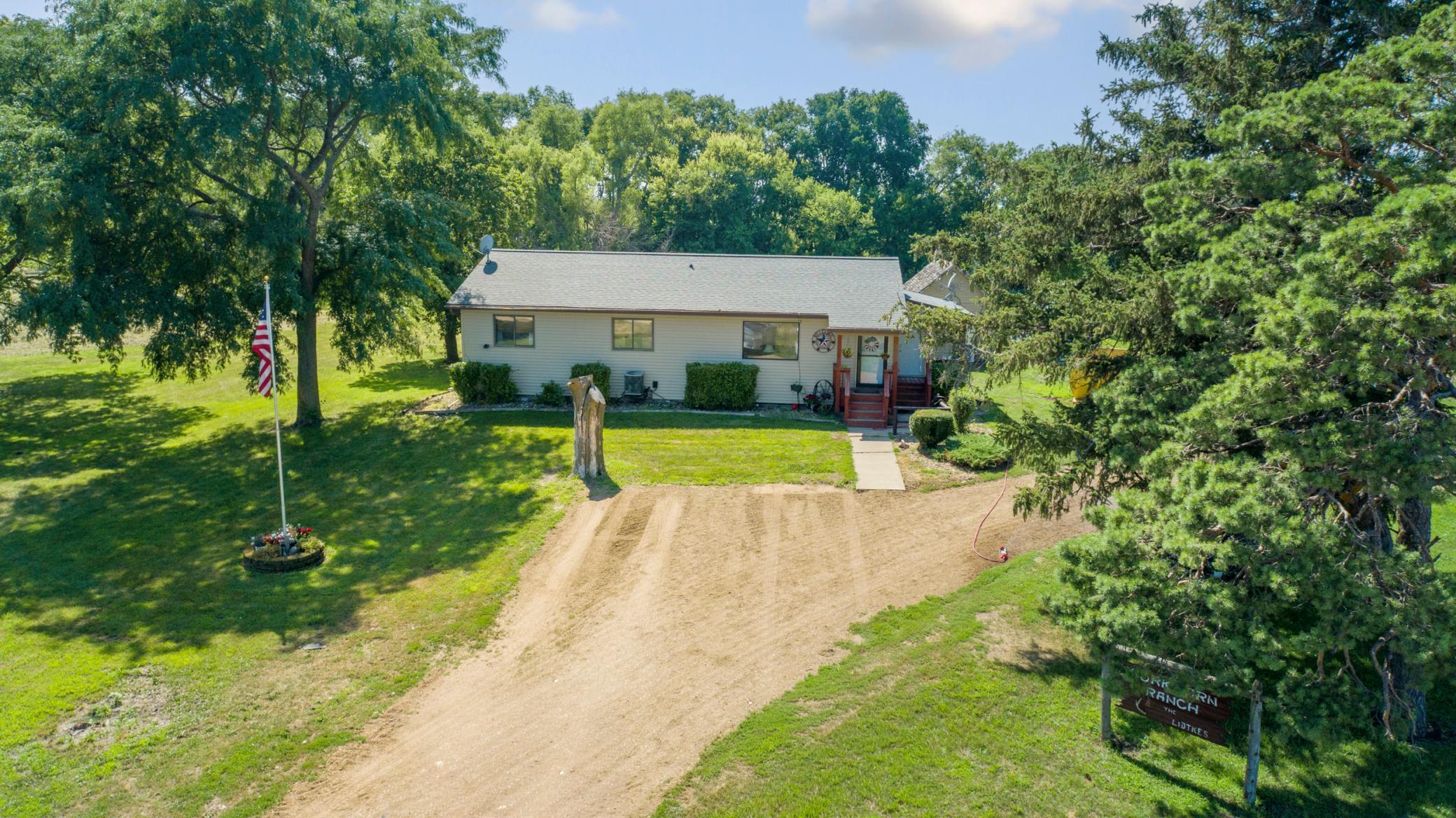 main property photo 41
