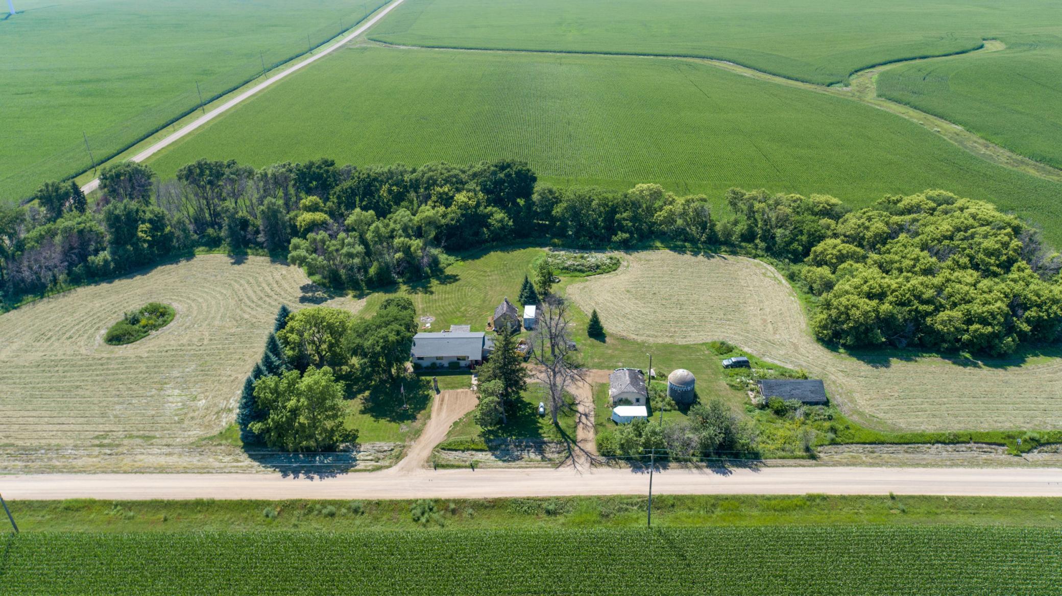 main property photo 50