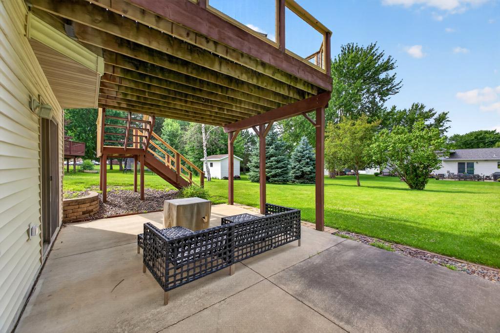 main property photo 40