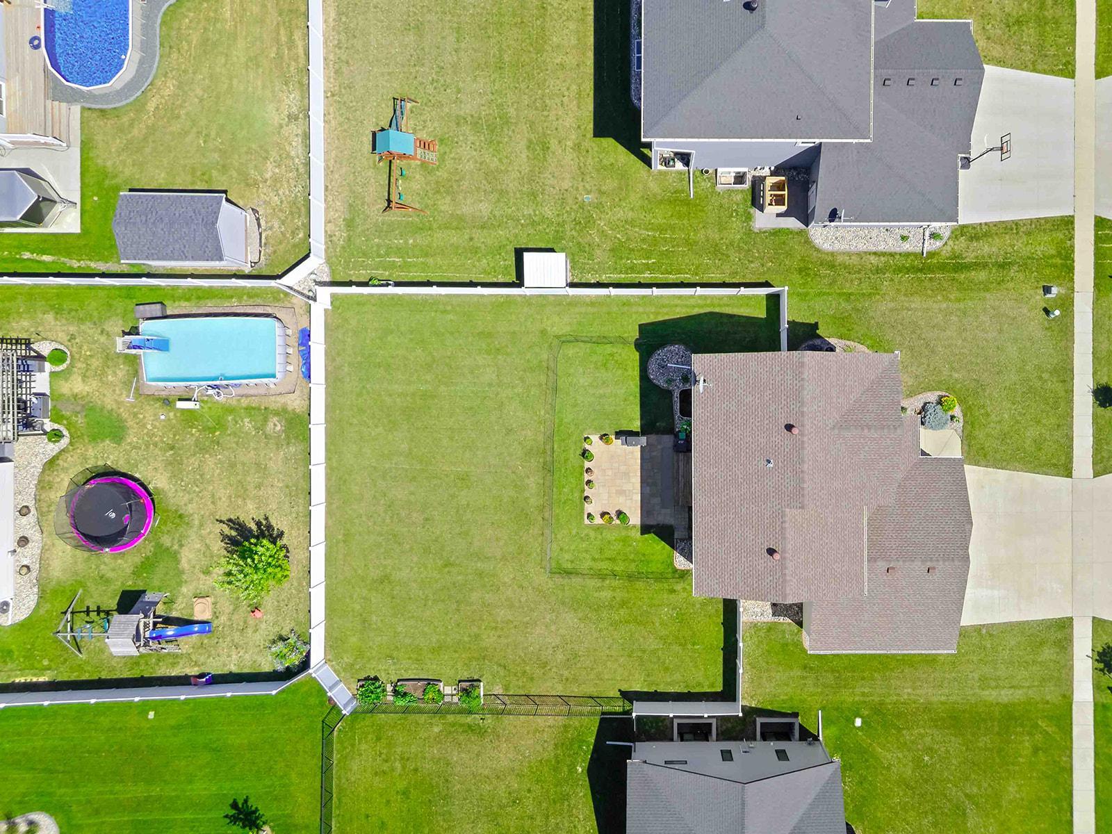 main property photo 46