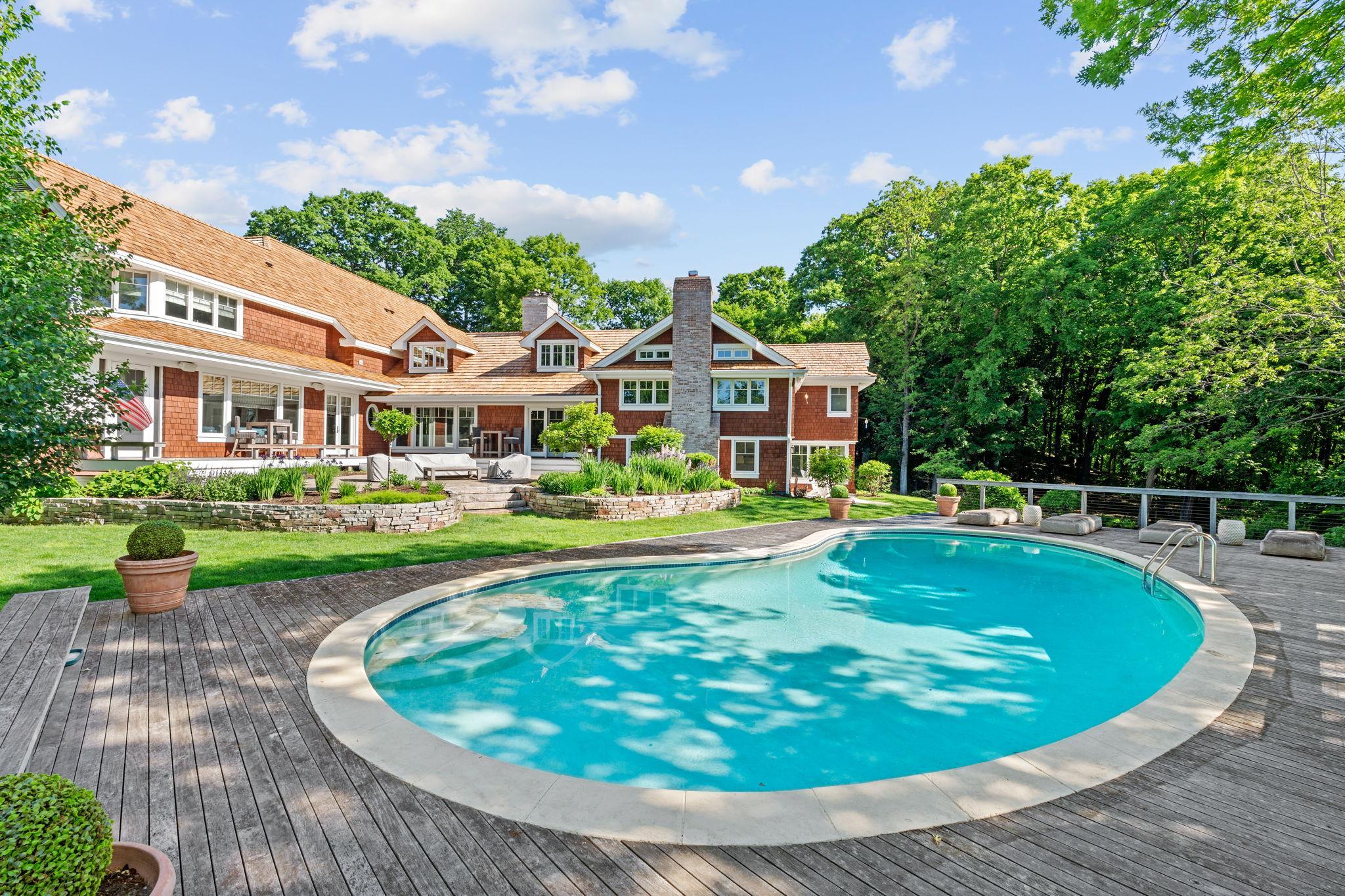main property photo 62