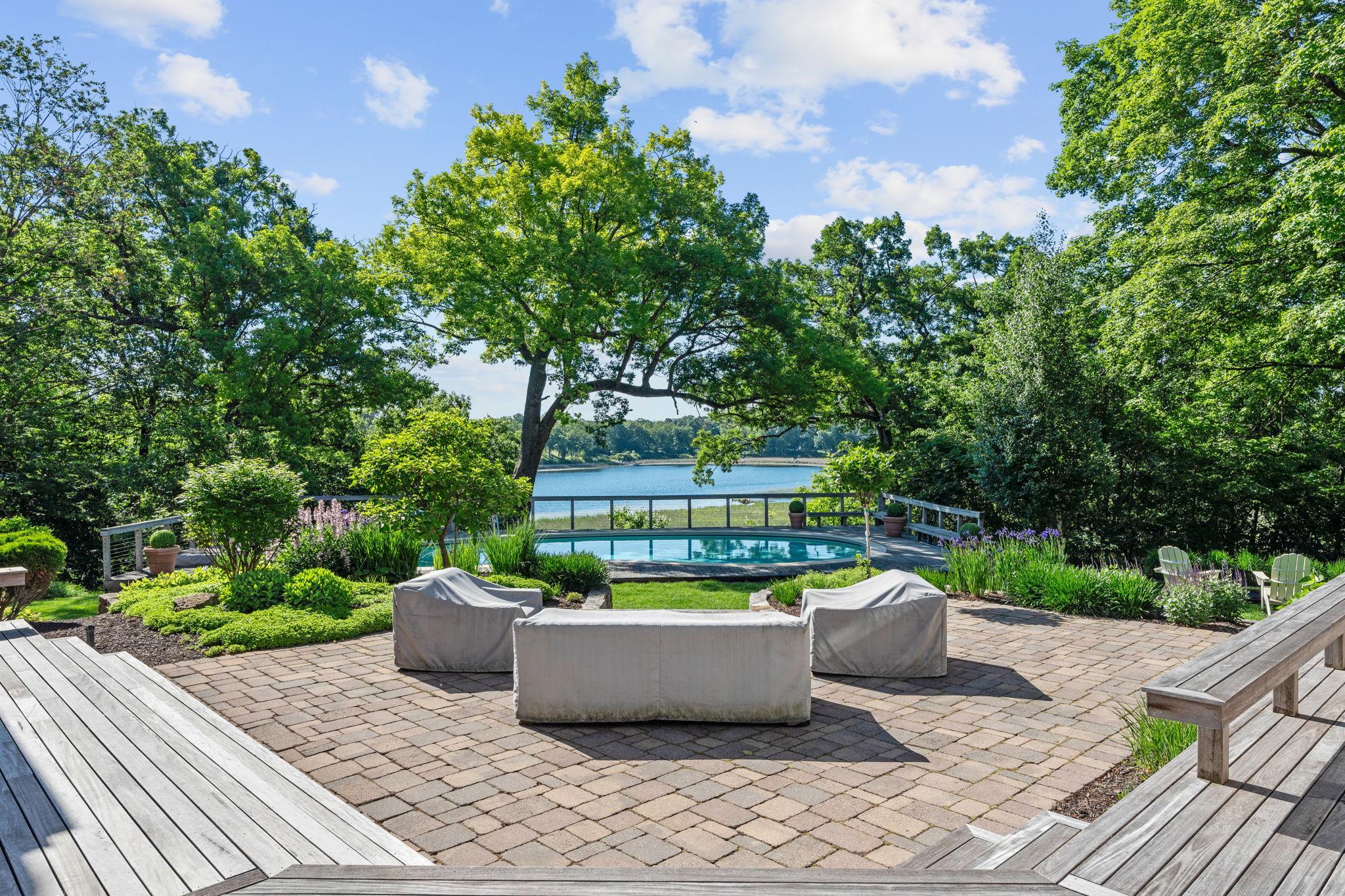main property photo 64