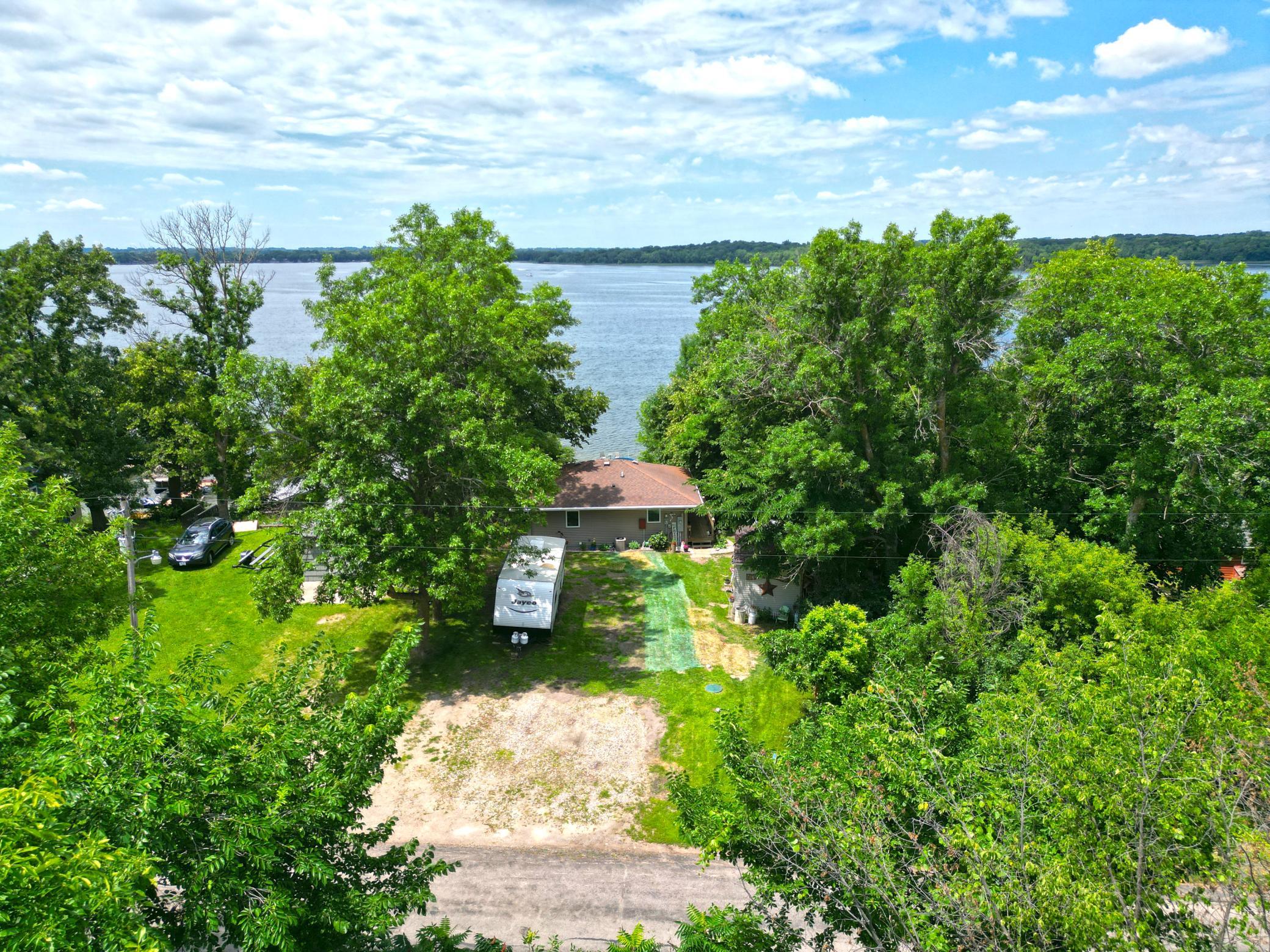main property photo 39