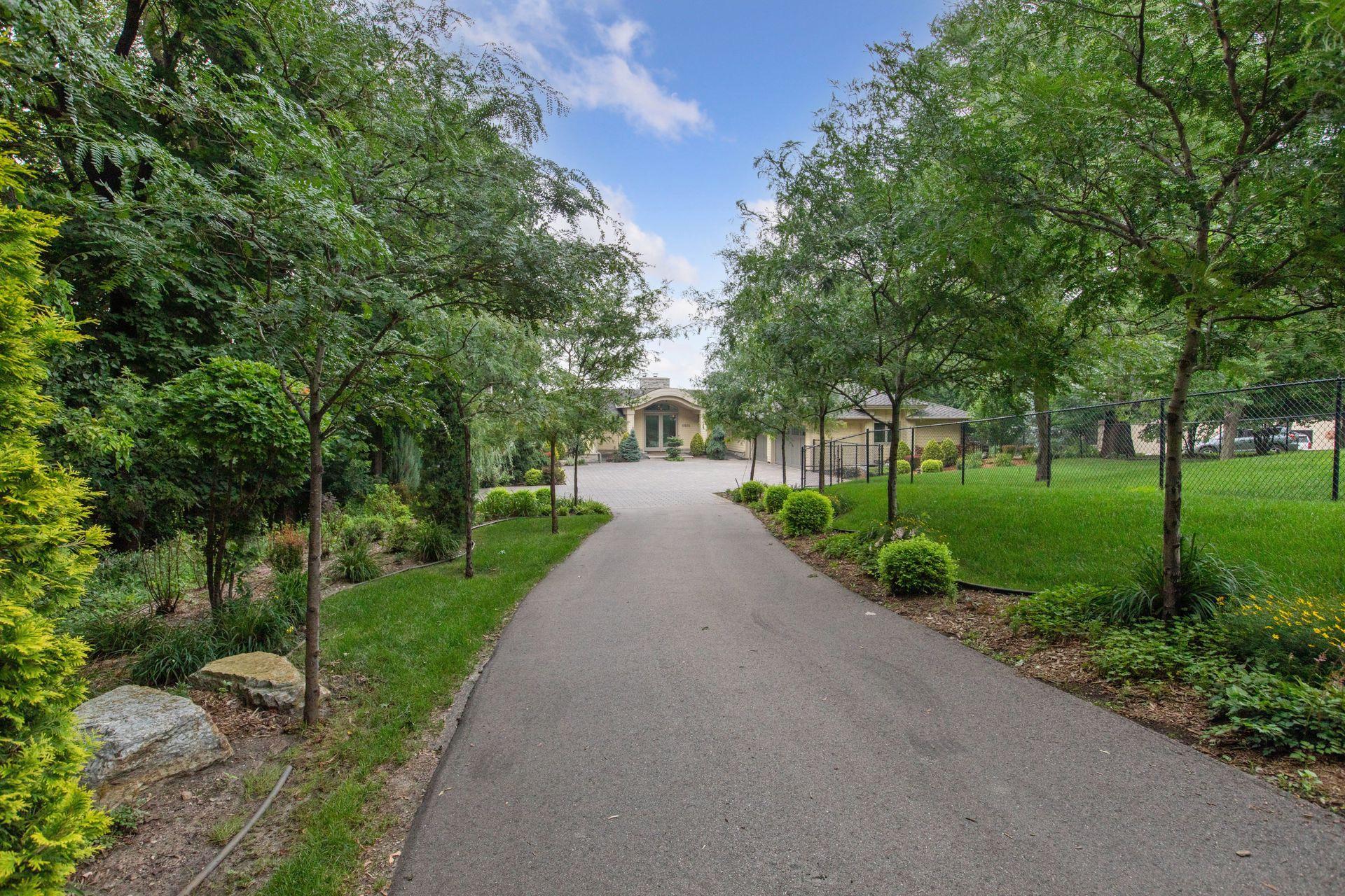 main property photo 40