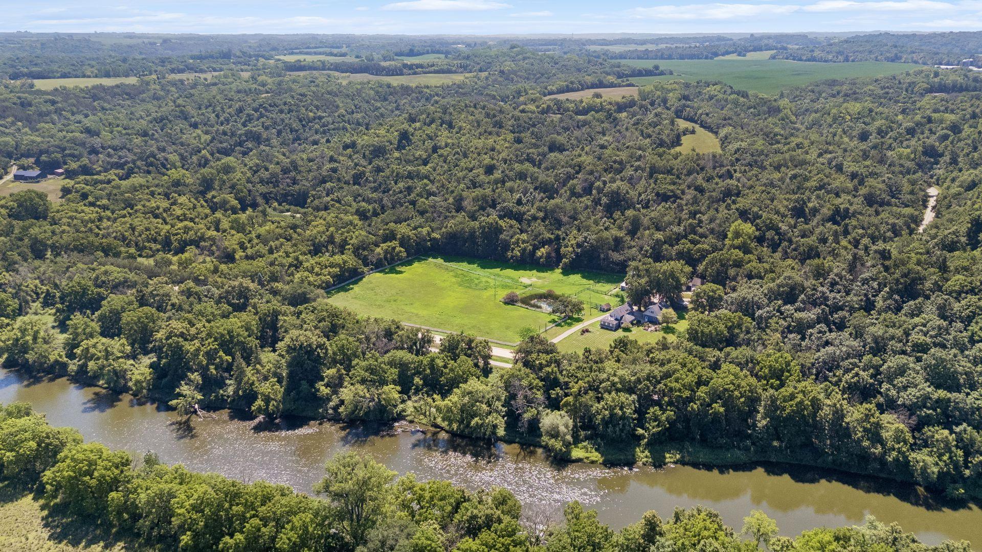 main property photo 6