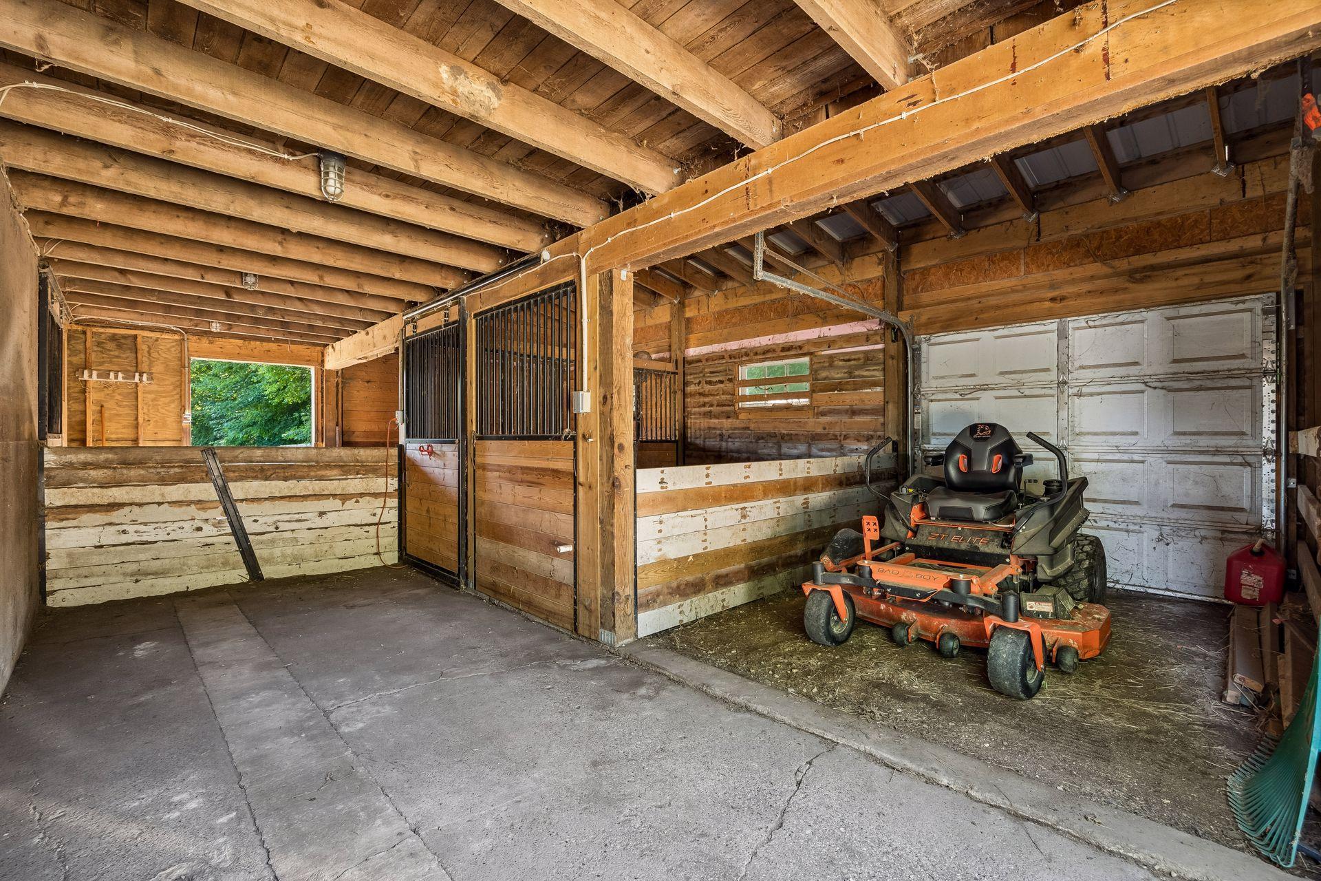 main property photo 61