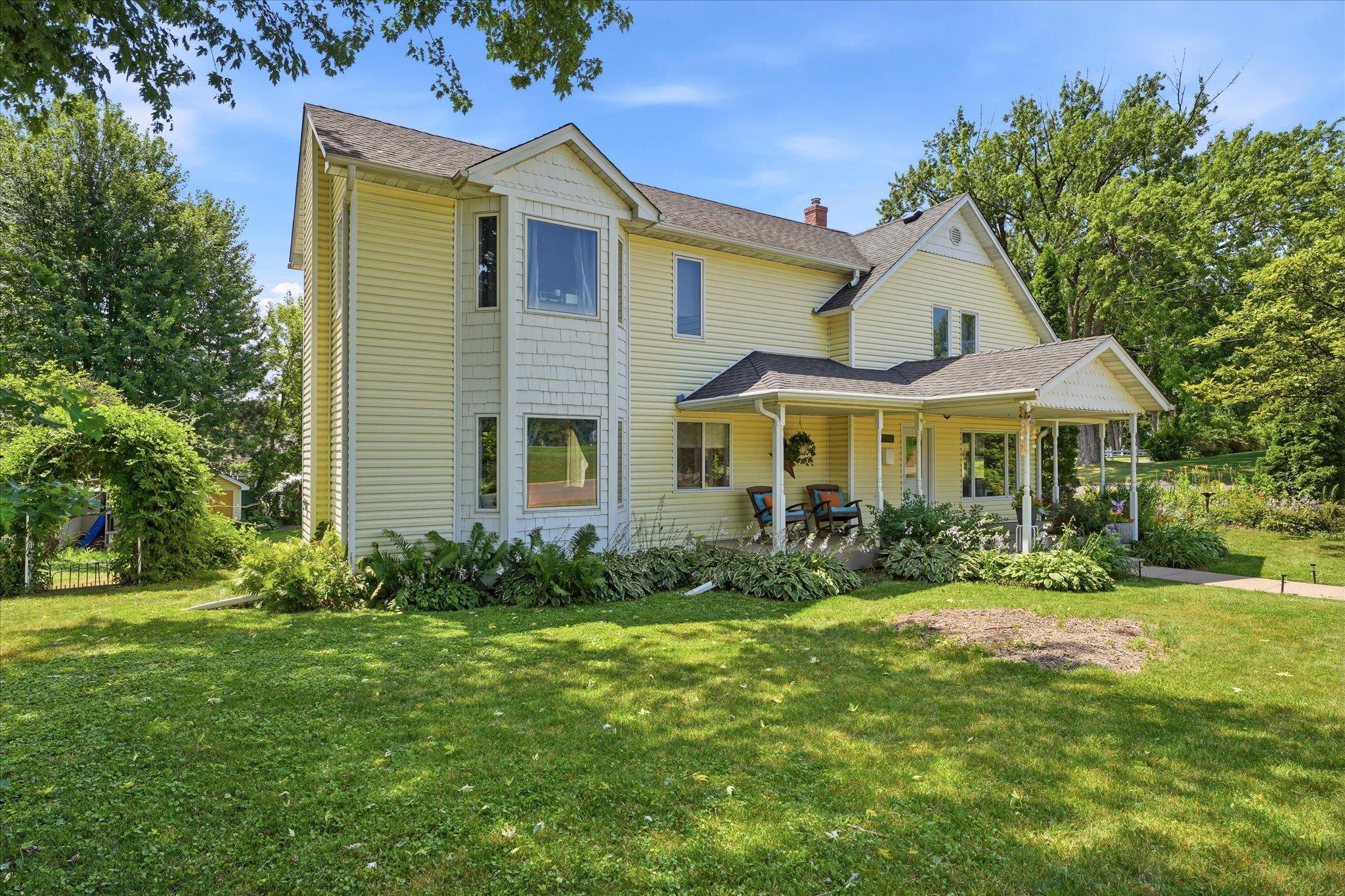 main property photo 4