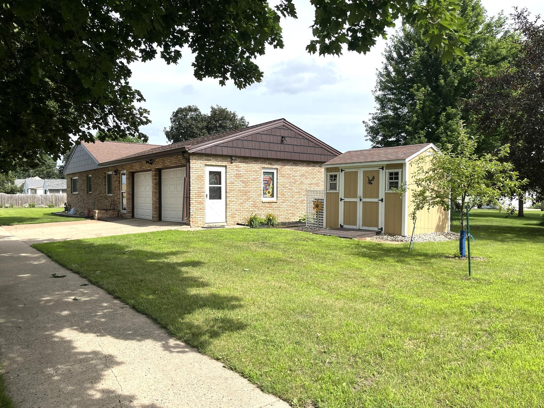 main property photo 41